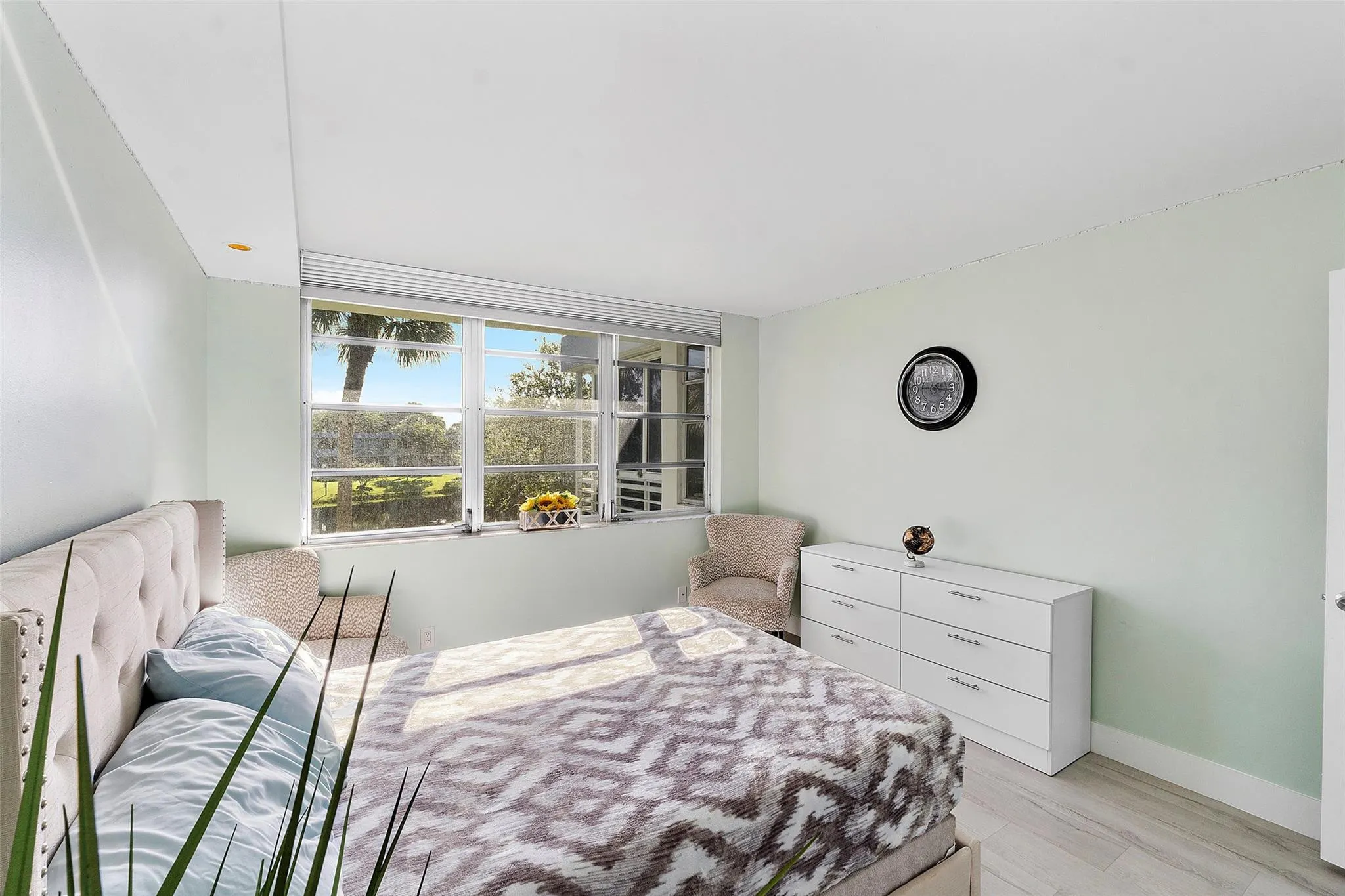 4261 W Palm Aire Drive #UNIT 203