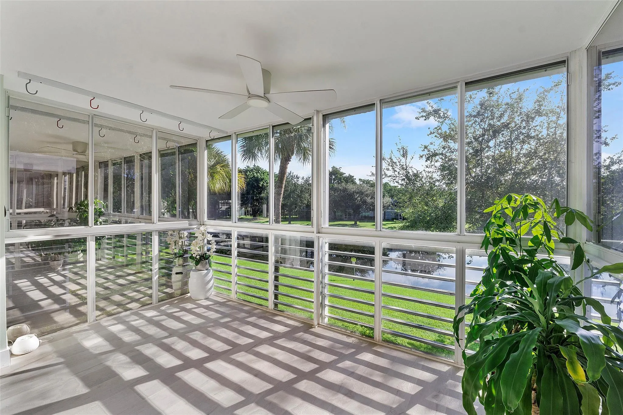 4261 W Palm Aire Drive #UNIT 203