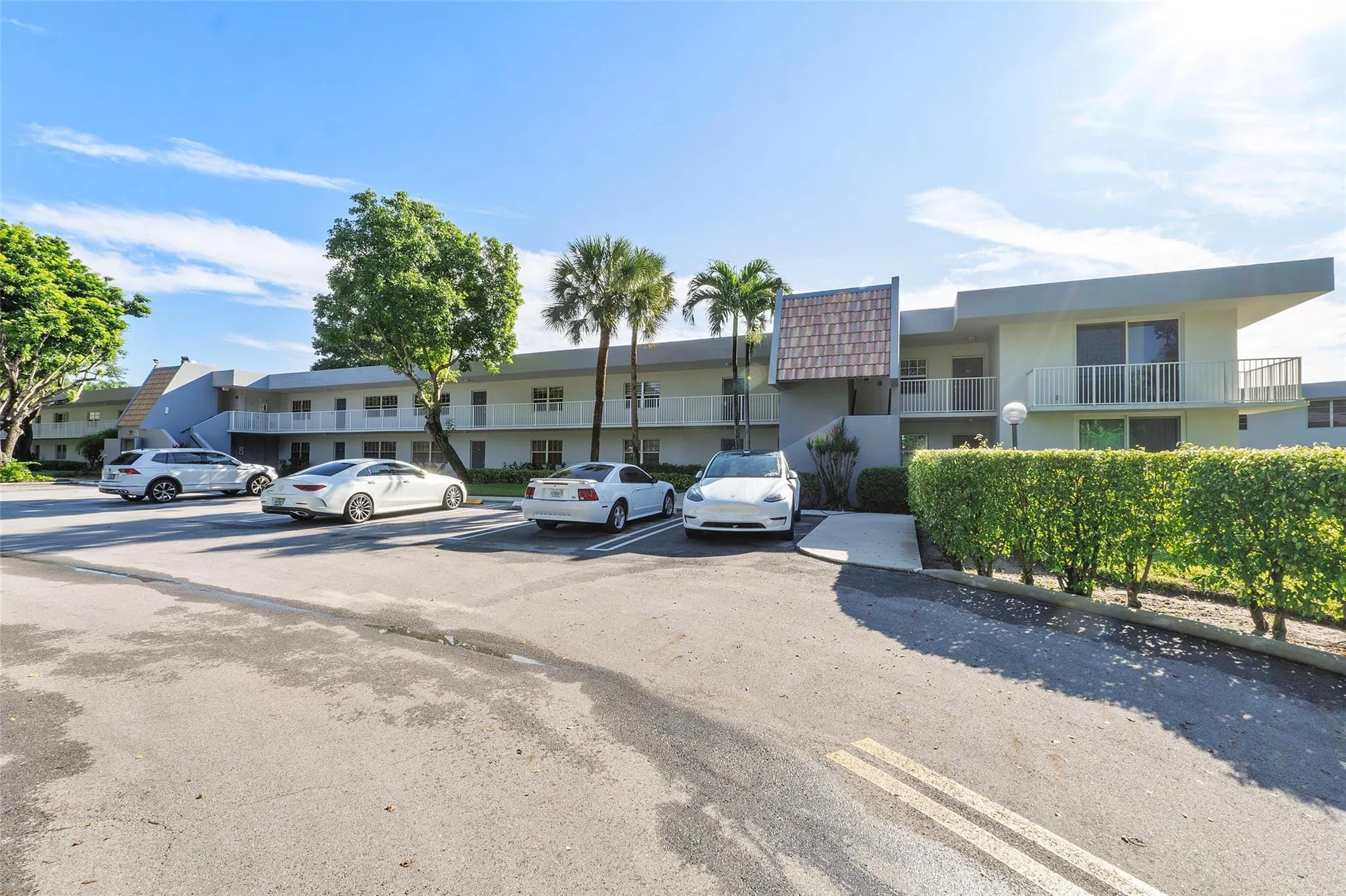 4261 W Palm Aire Drive #UNIT 203