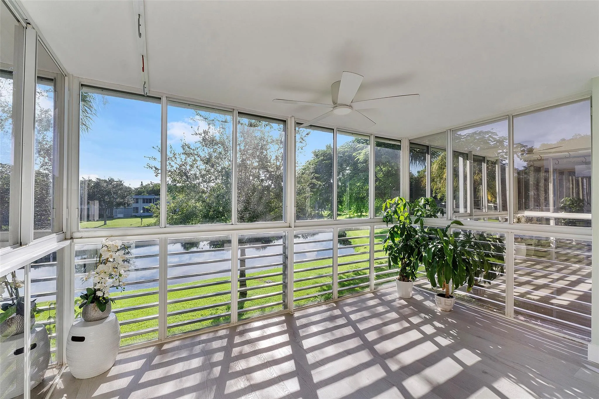 4261 W Palm Aire Drive #UNIT 203