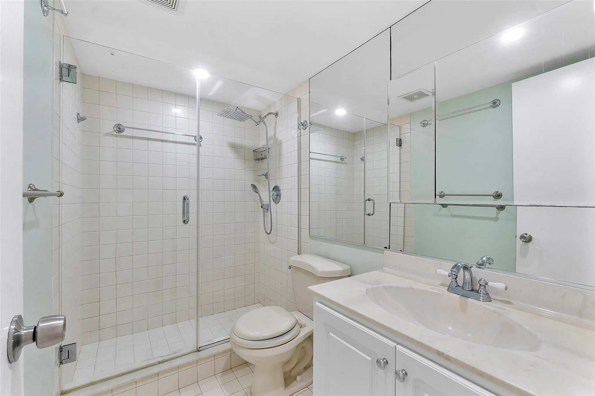 4261 W Palm Aire Drive #UNIT 203