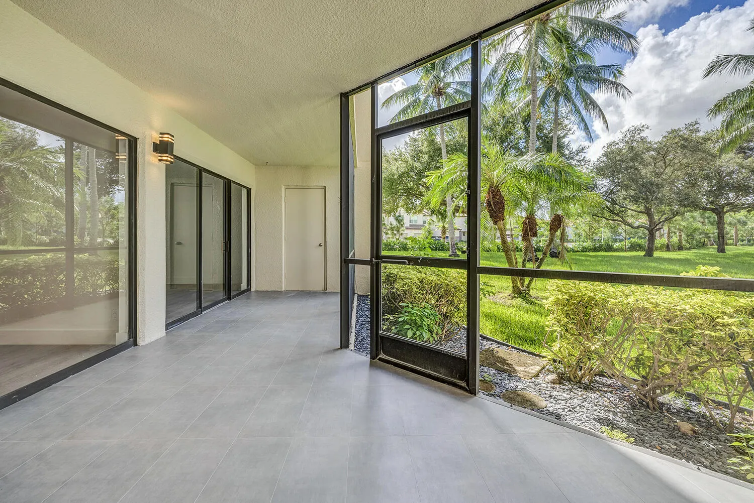 5701 CAMINO DEL SOL #106