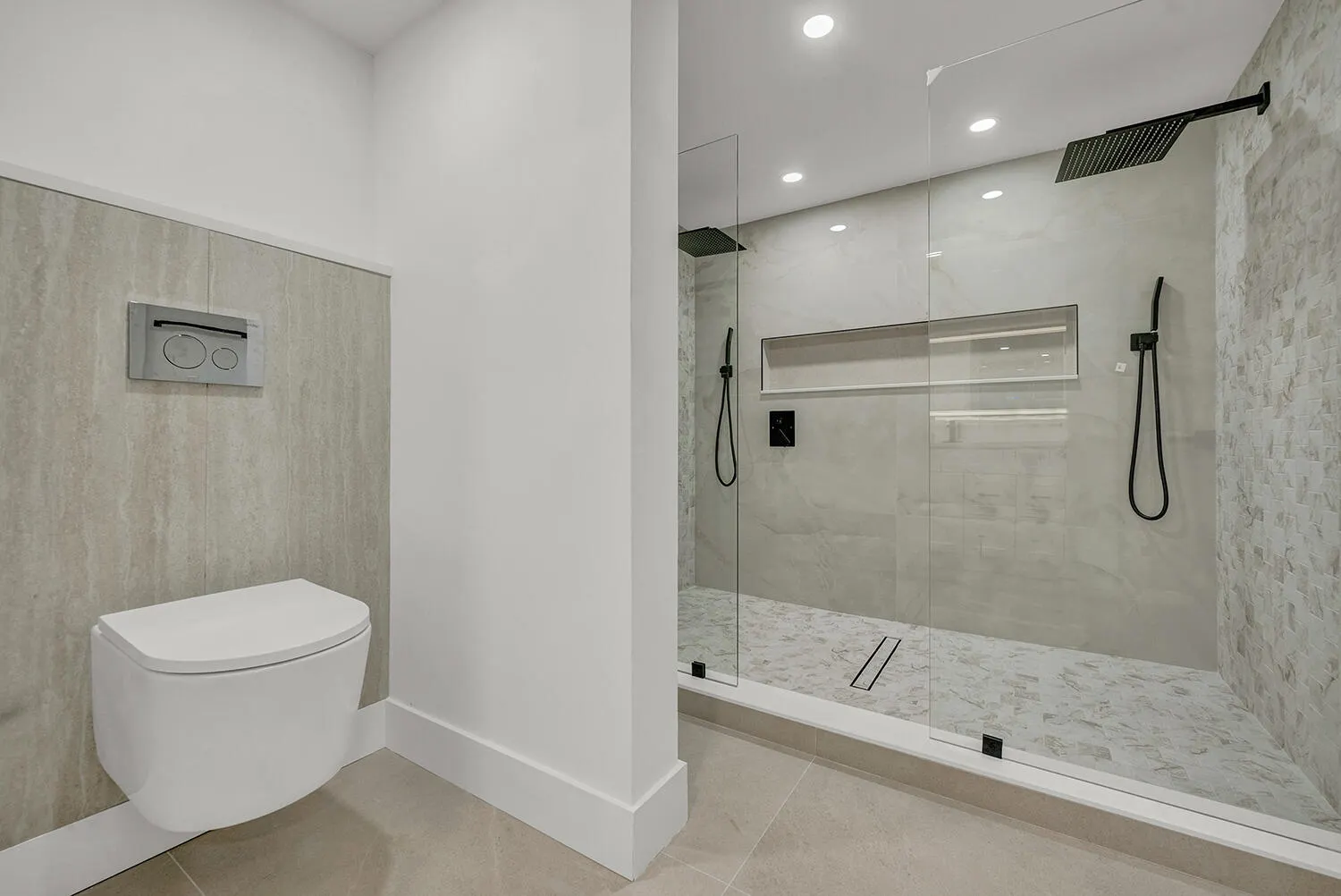 5701 CAMINO DEL SOL #106