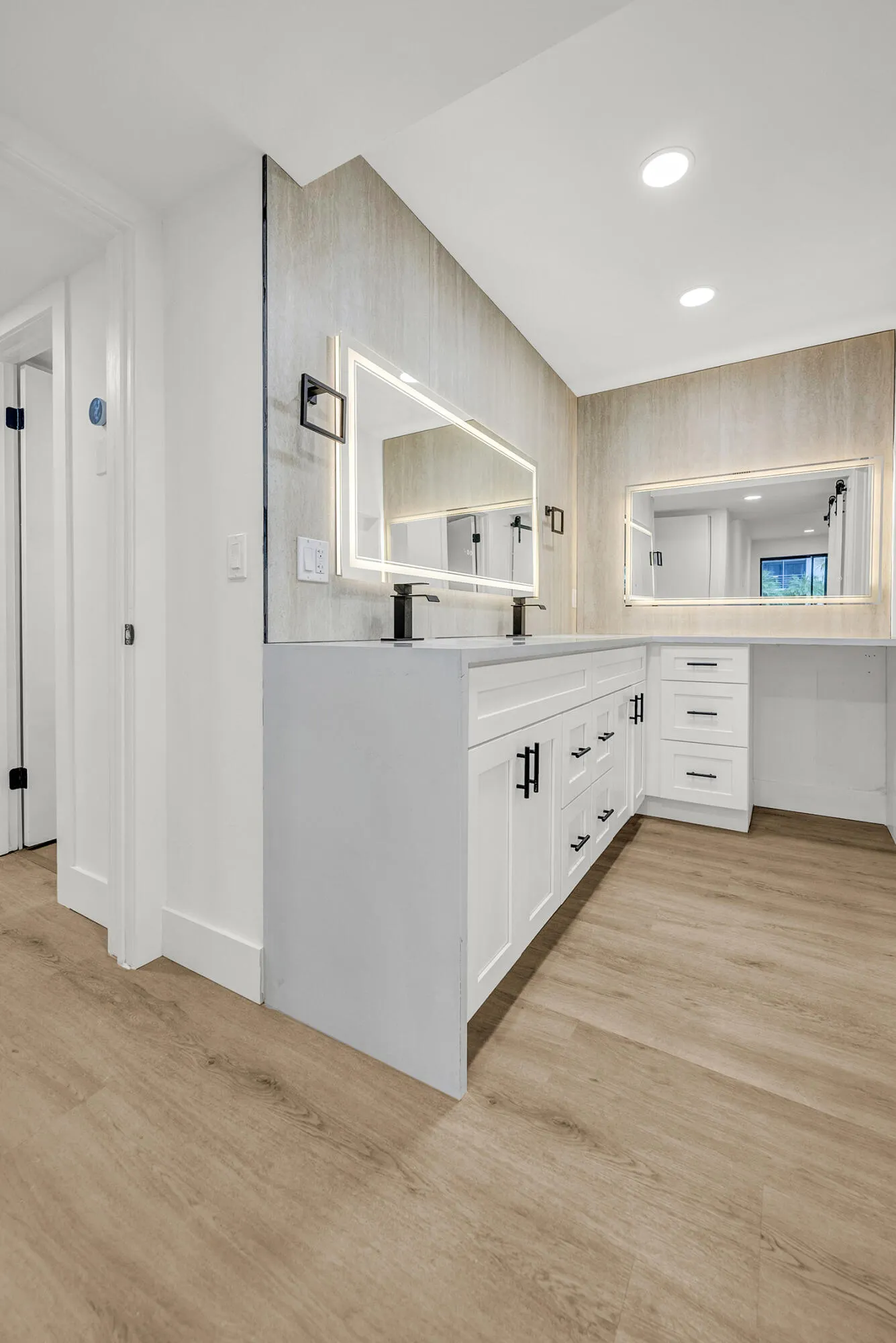 5701 CAMINO DEL SOL #106