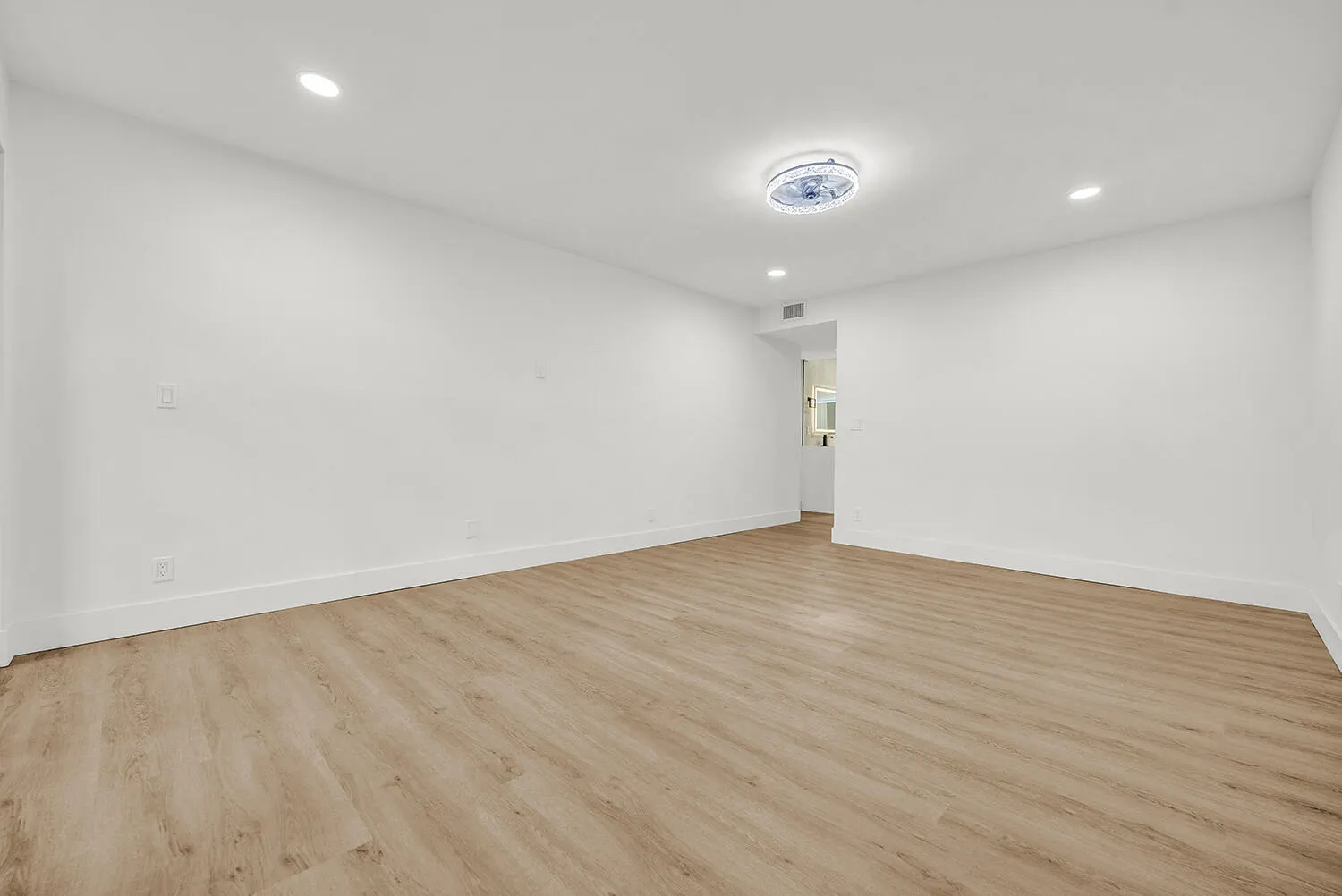 5701 CAMINO DEL SOL #106