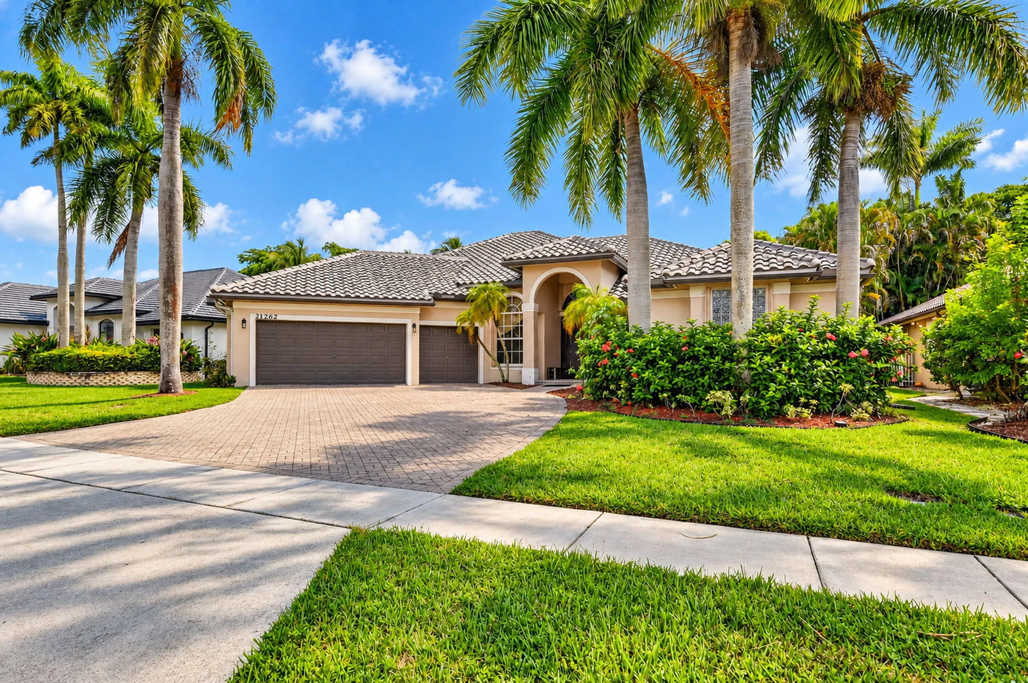 21262 Falls Ridge Way
