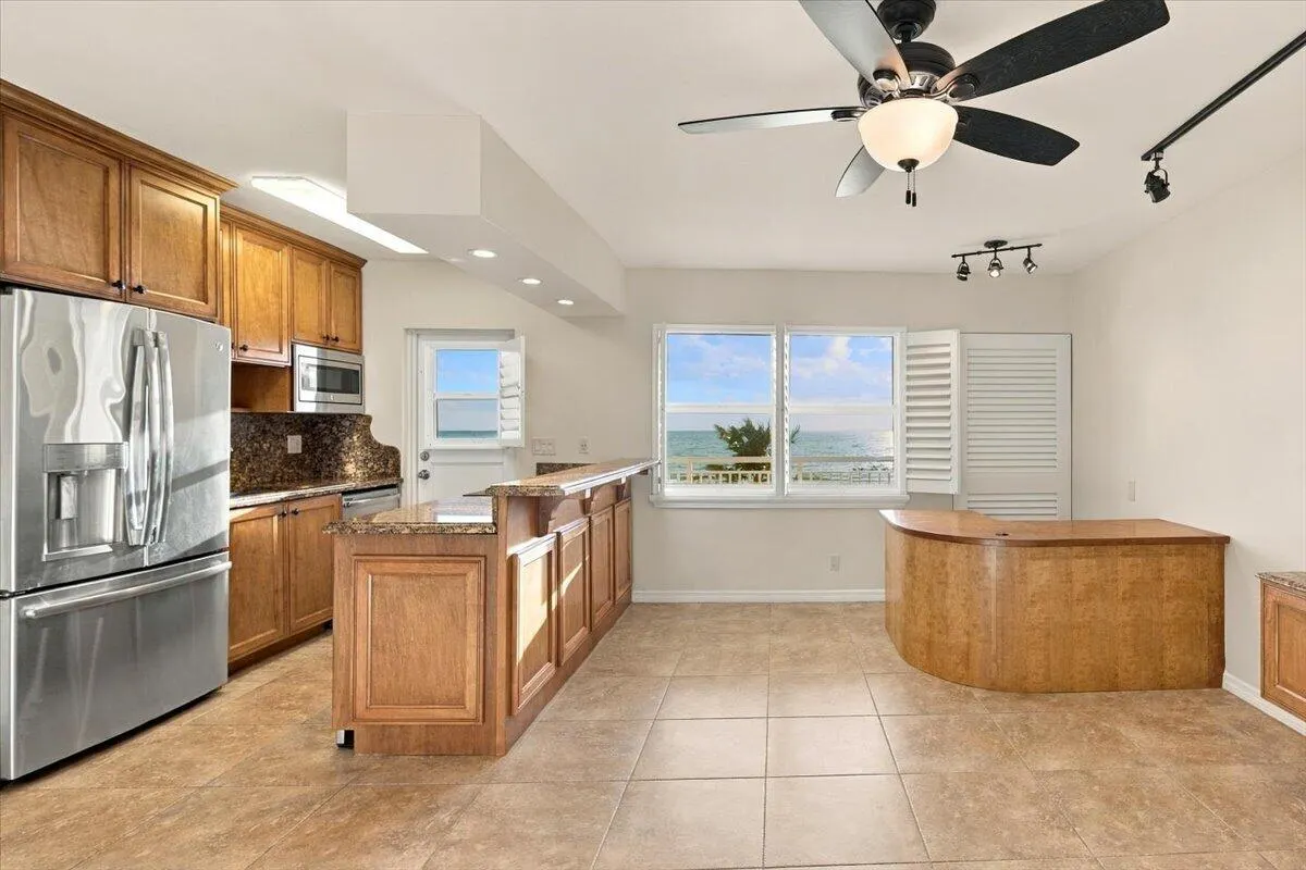 901 S SURF Road #506