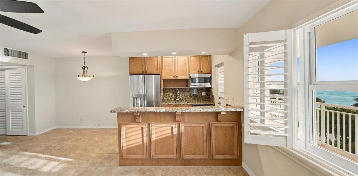 901 S SURF Road #506