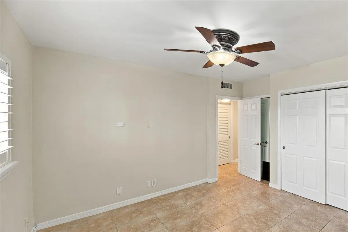 901 S SURF Road #506