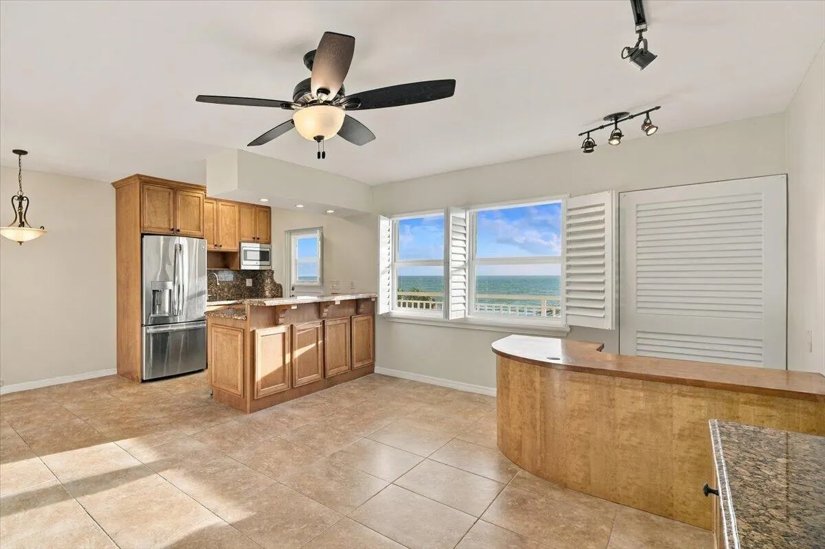 901 S SURF Road #506