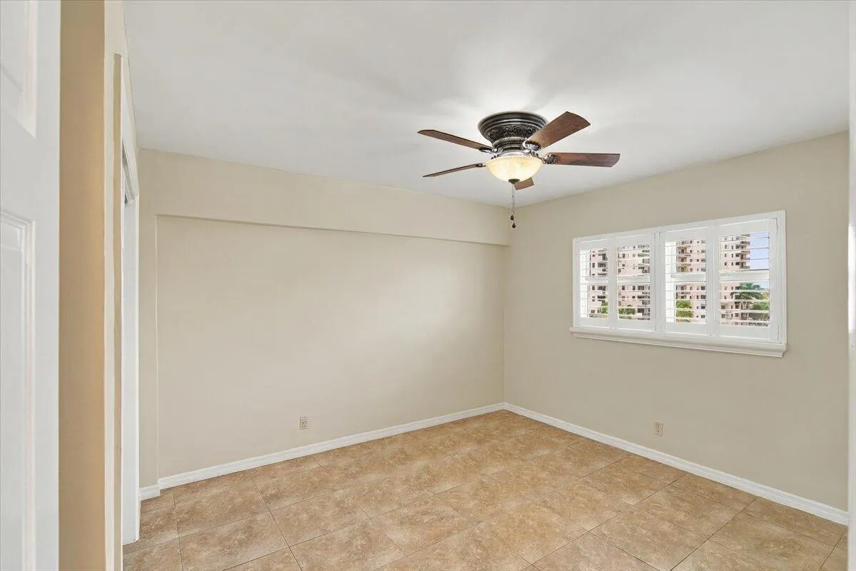 901 S SURF Road #506