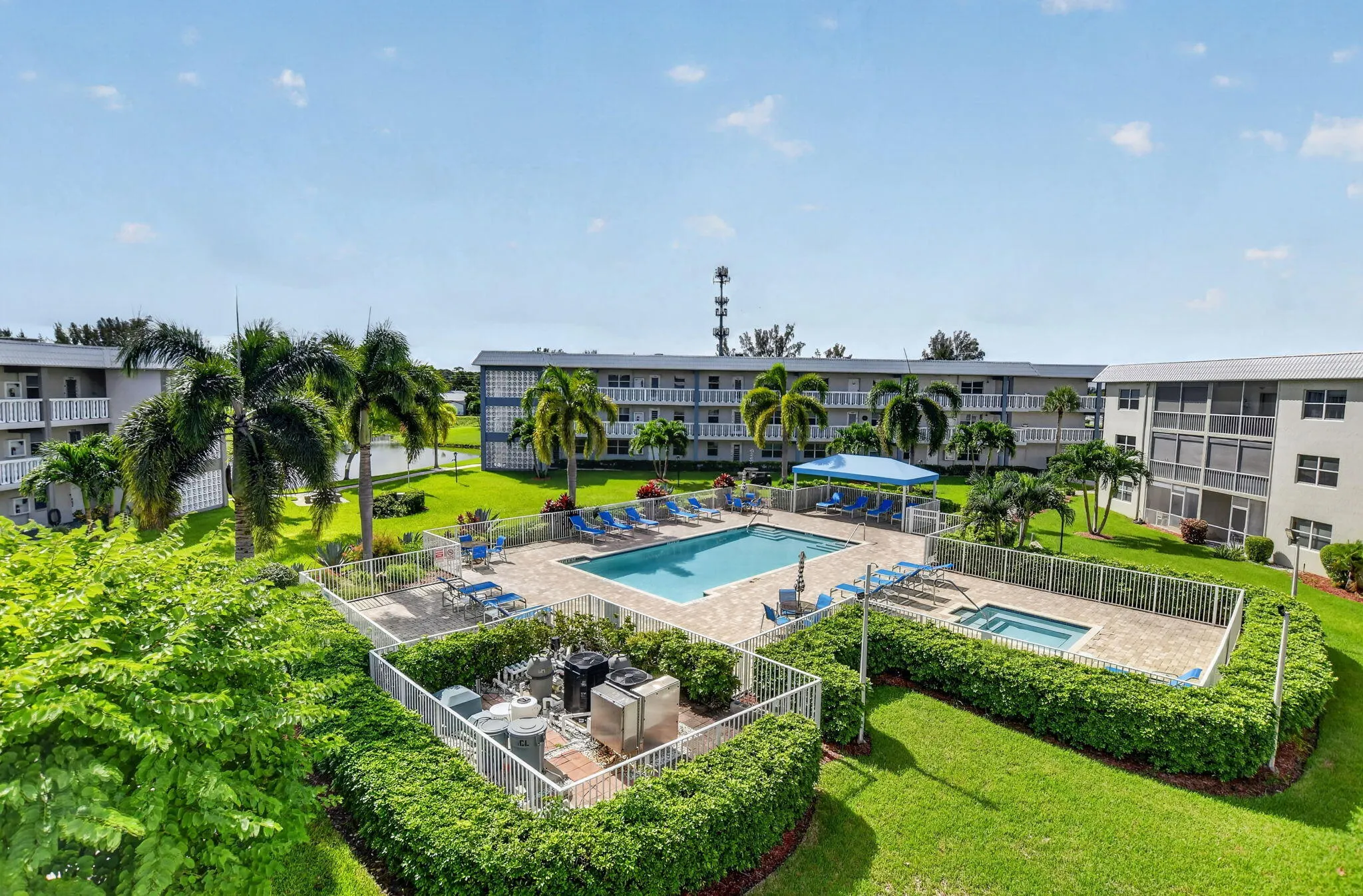 9872 MARINA Boulevard #1438