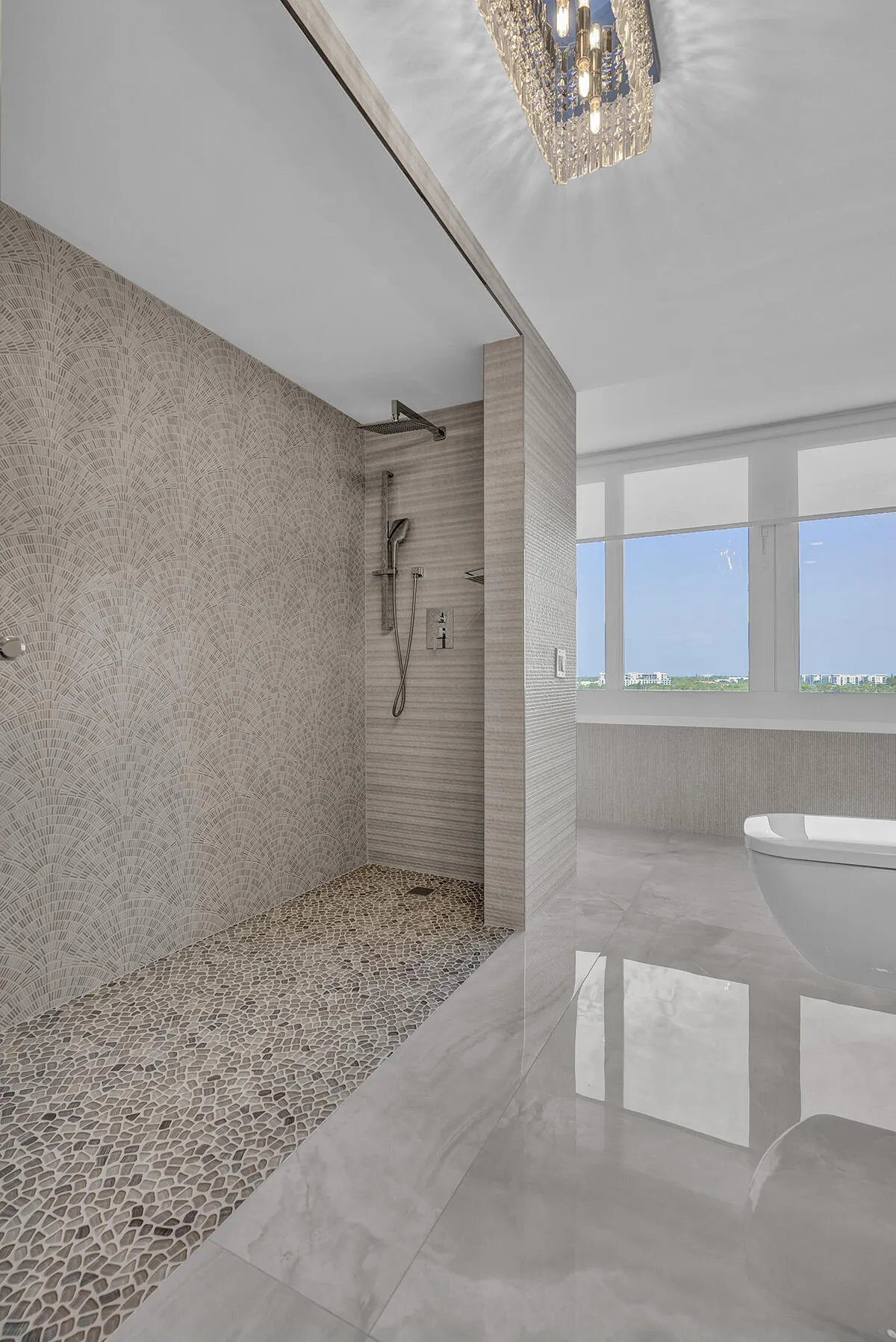 201 N Riverside Drive ##802