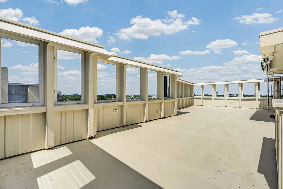 201 N Riverside Drive ##802