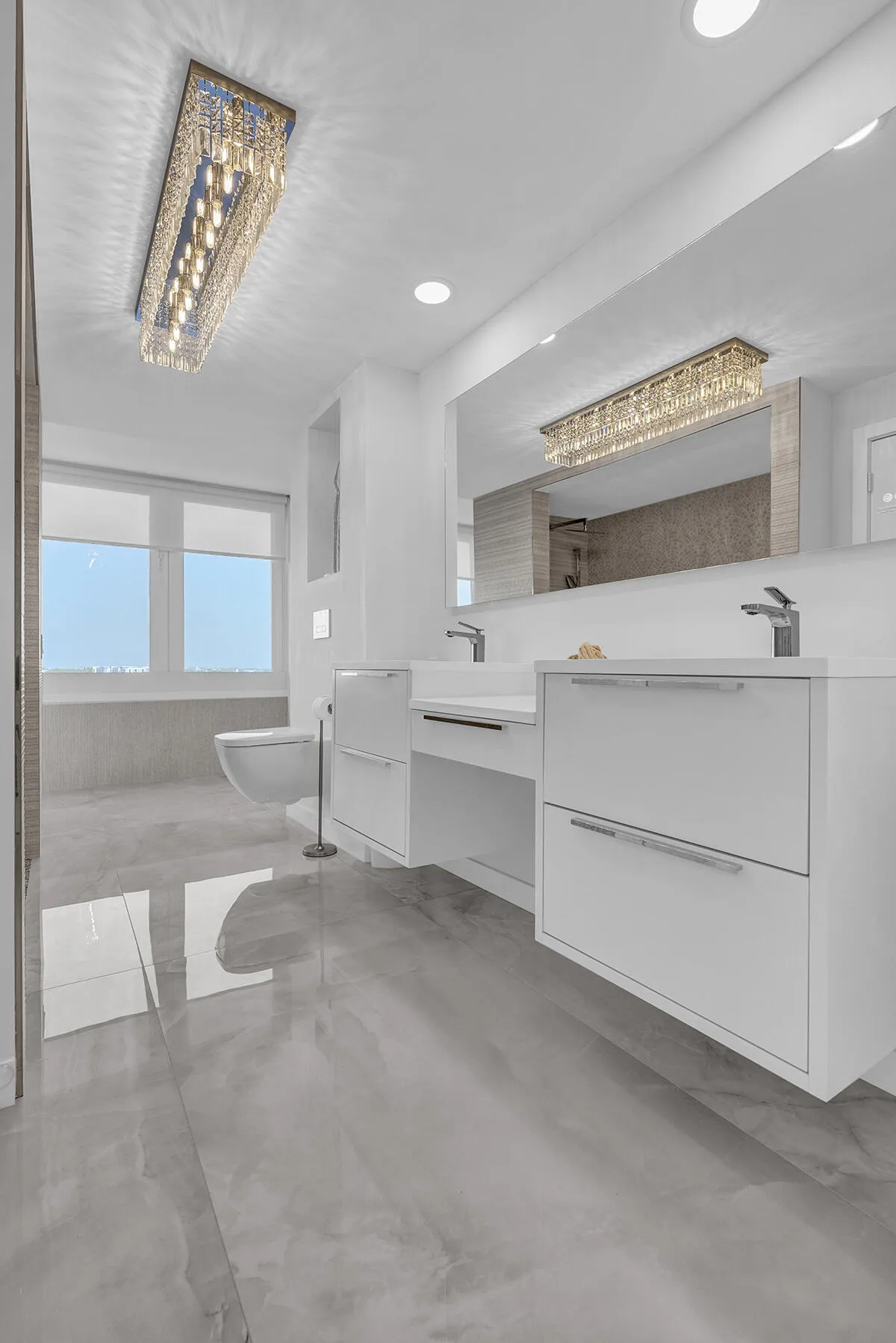 201 N Riverside Drive ##802
