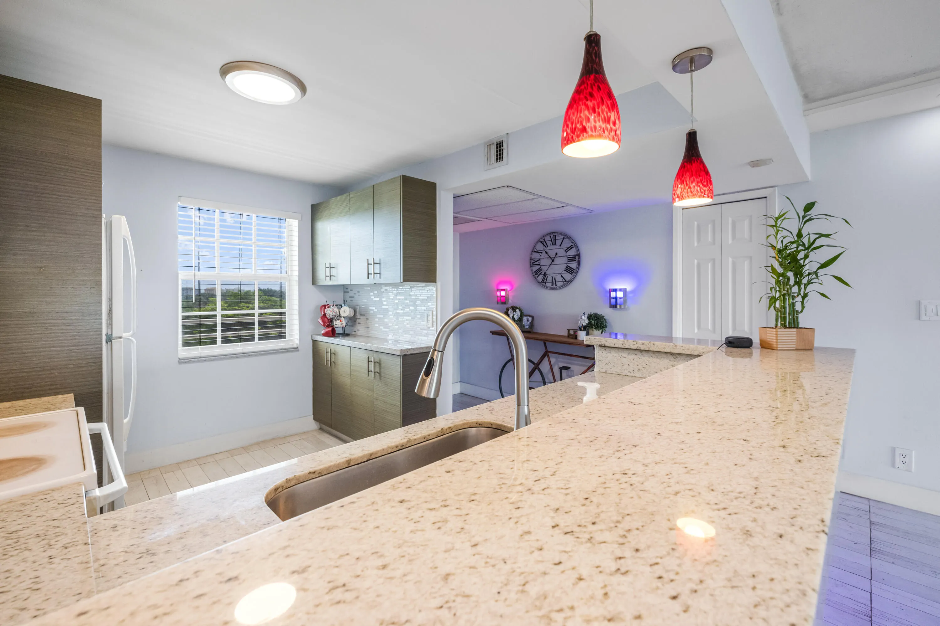 575 Oaks Lane #708