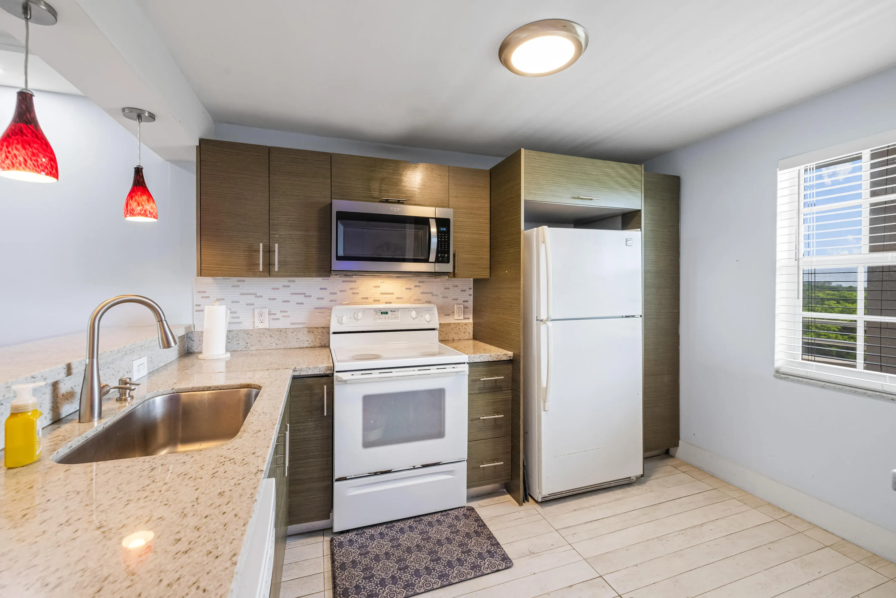 575 Oaks Lane #708