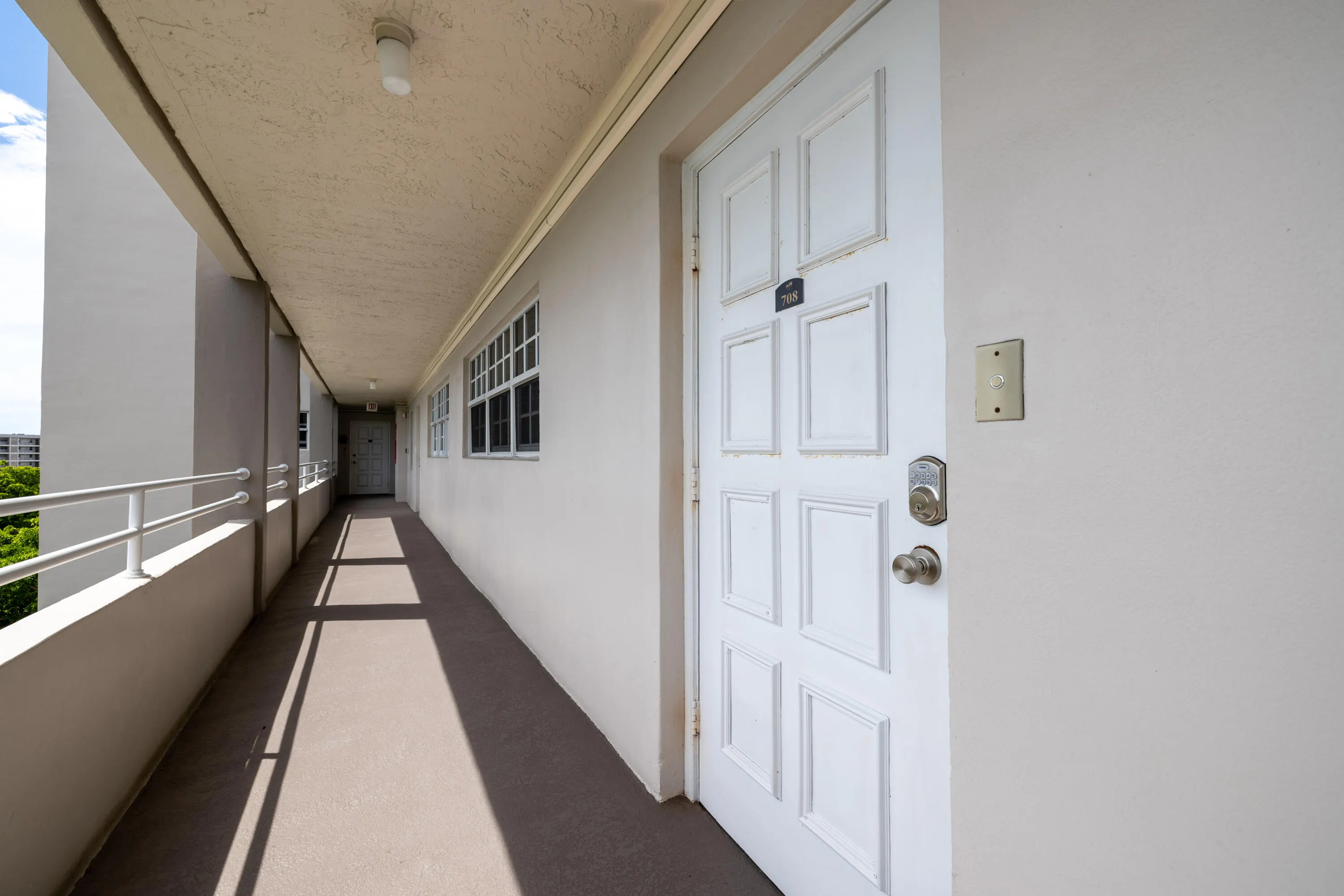 575 Oaks Lane #708