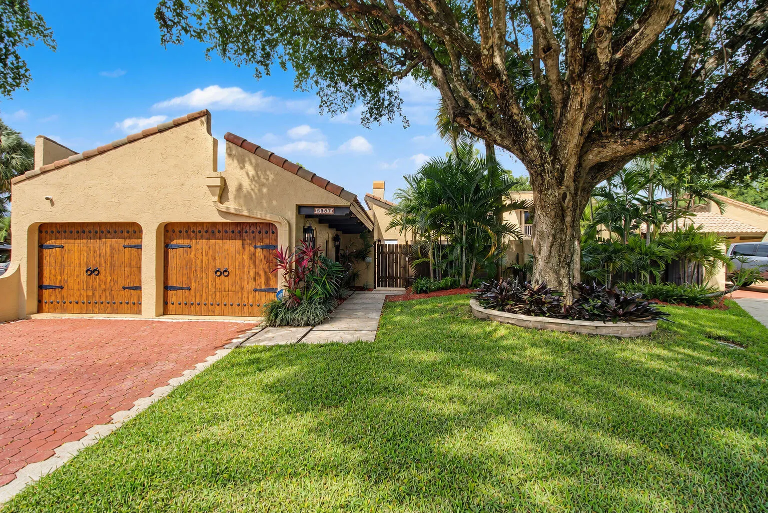 5987 PATIO Drive