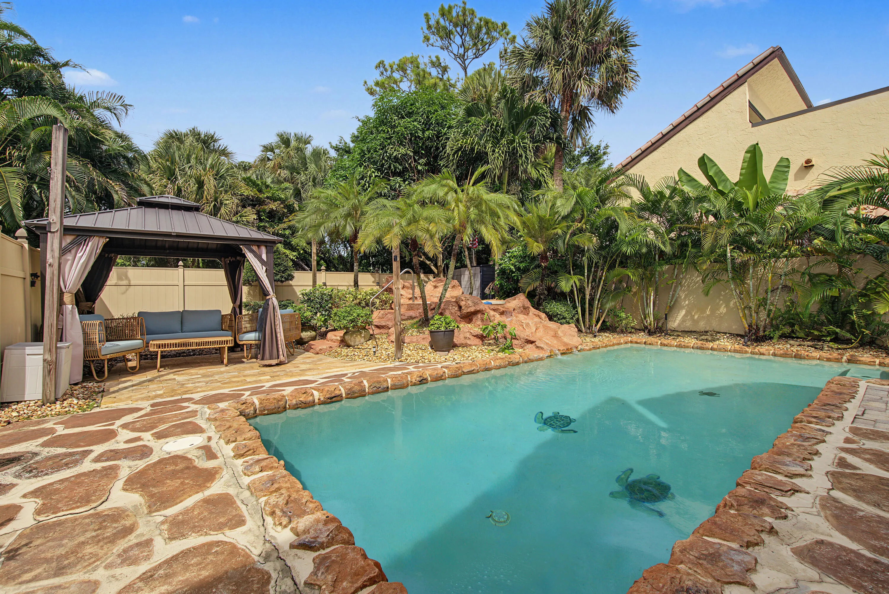 5987 PATIO Drive