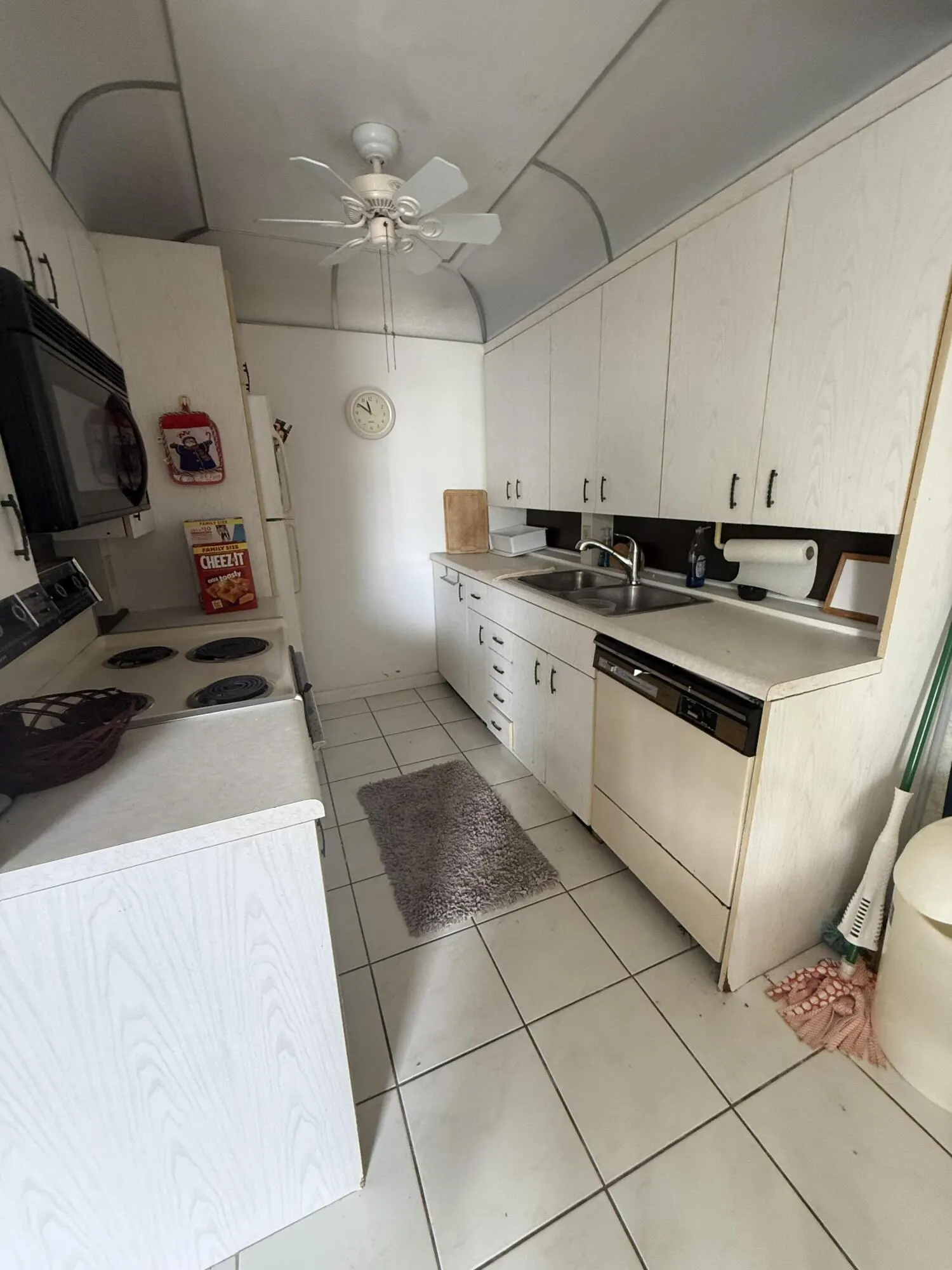 1008 EXETER A