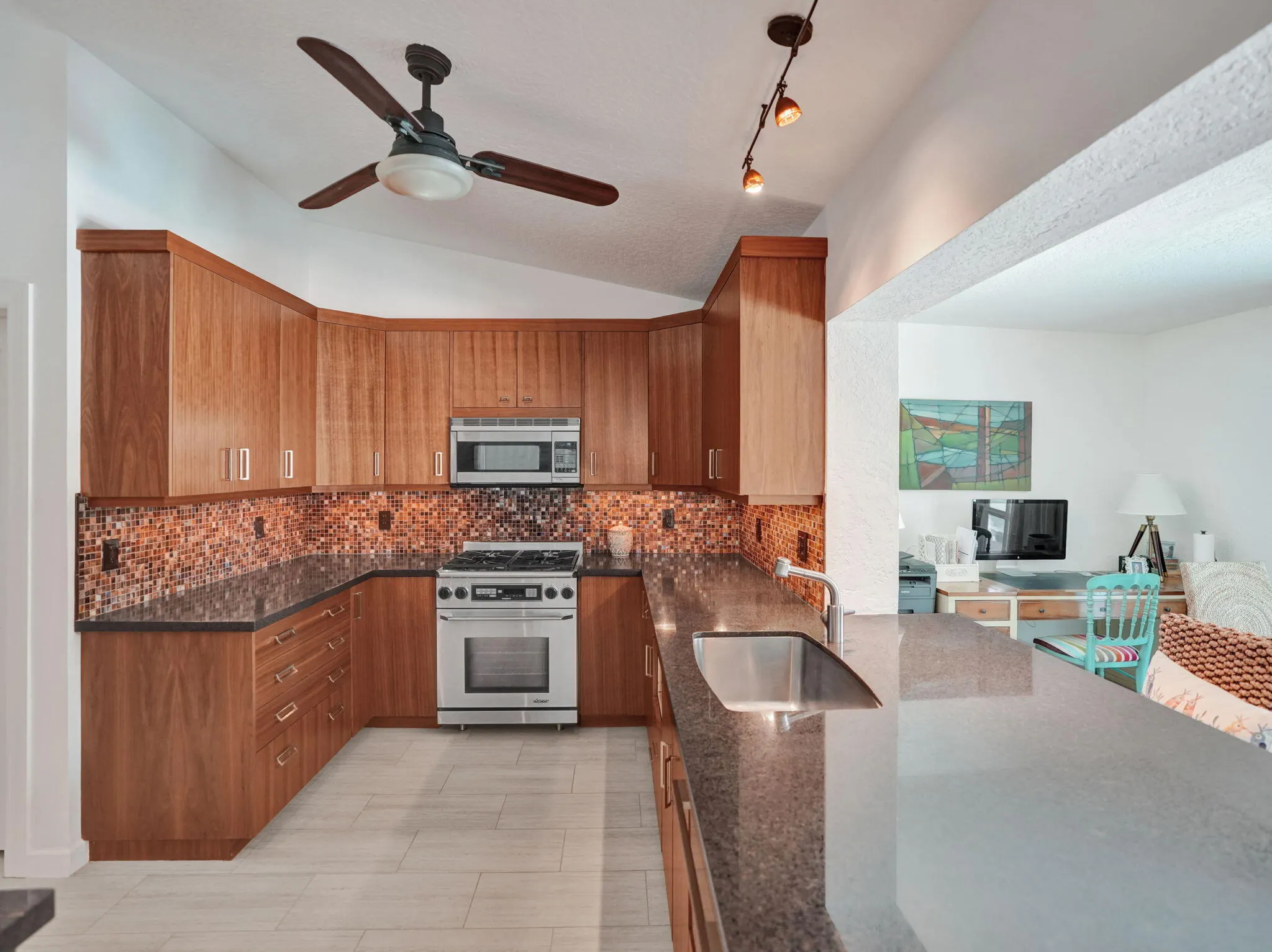 3207 DOVER Road