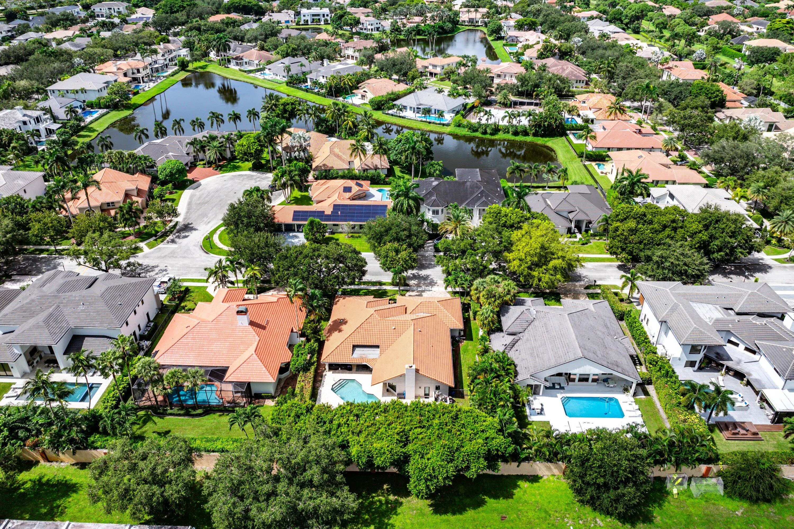 5844 SAINT ANNES Way