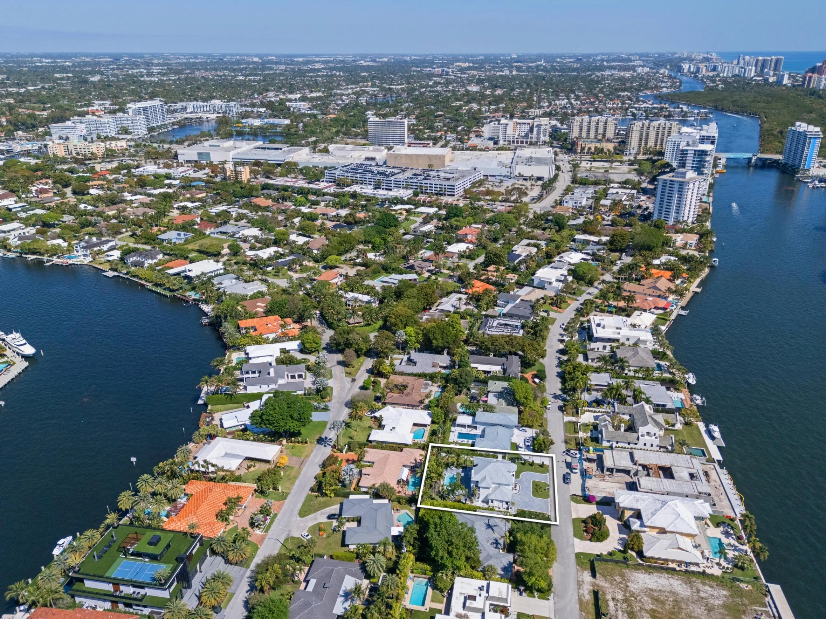 607 INTRACOASTAL Drive