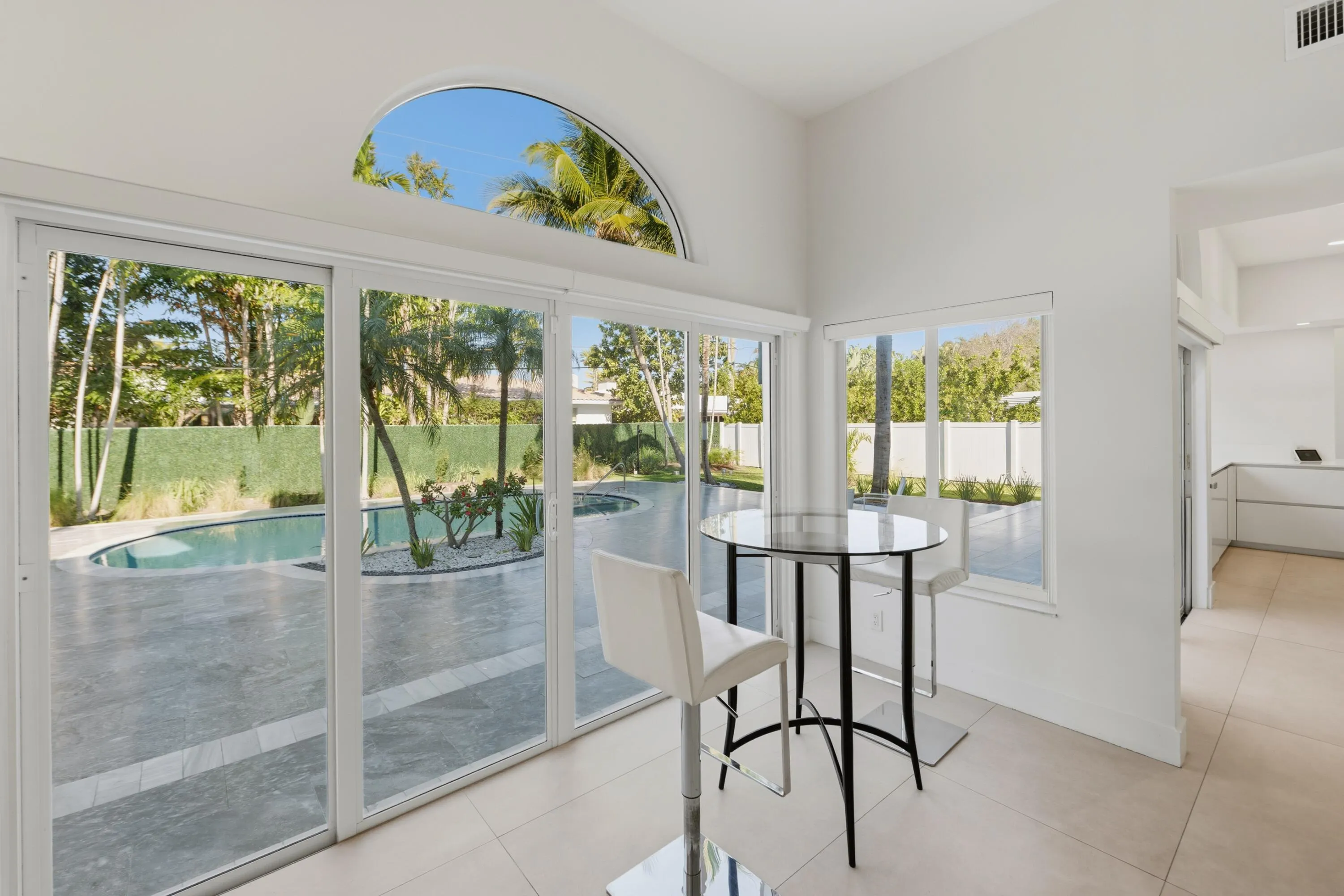 607 INTRACOASTAL Drive