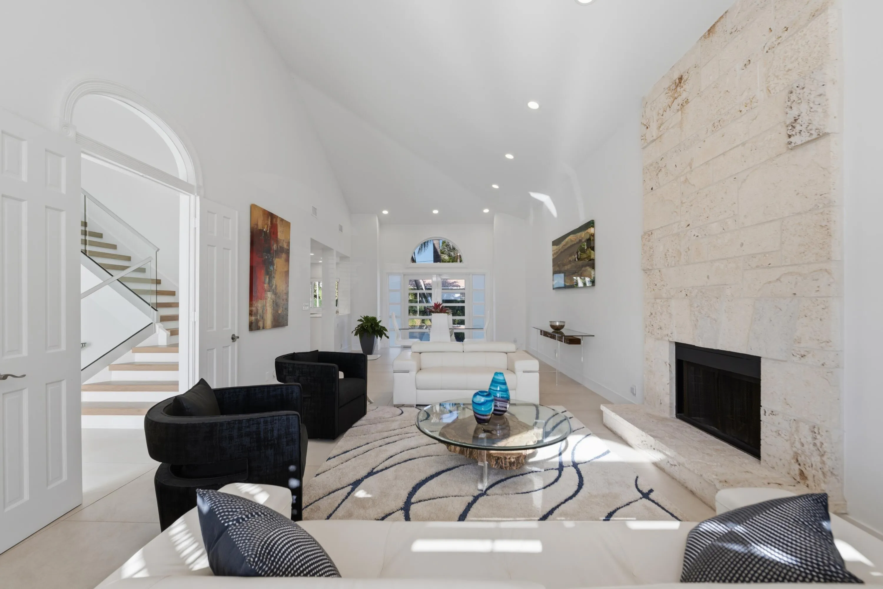 607 INTRACOASTAL Drive