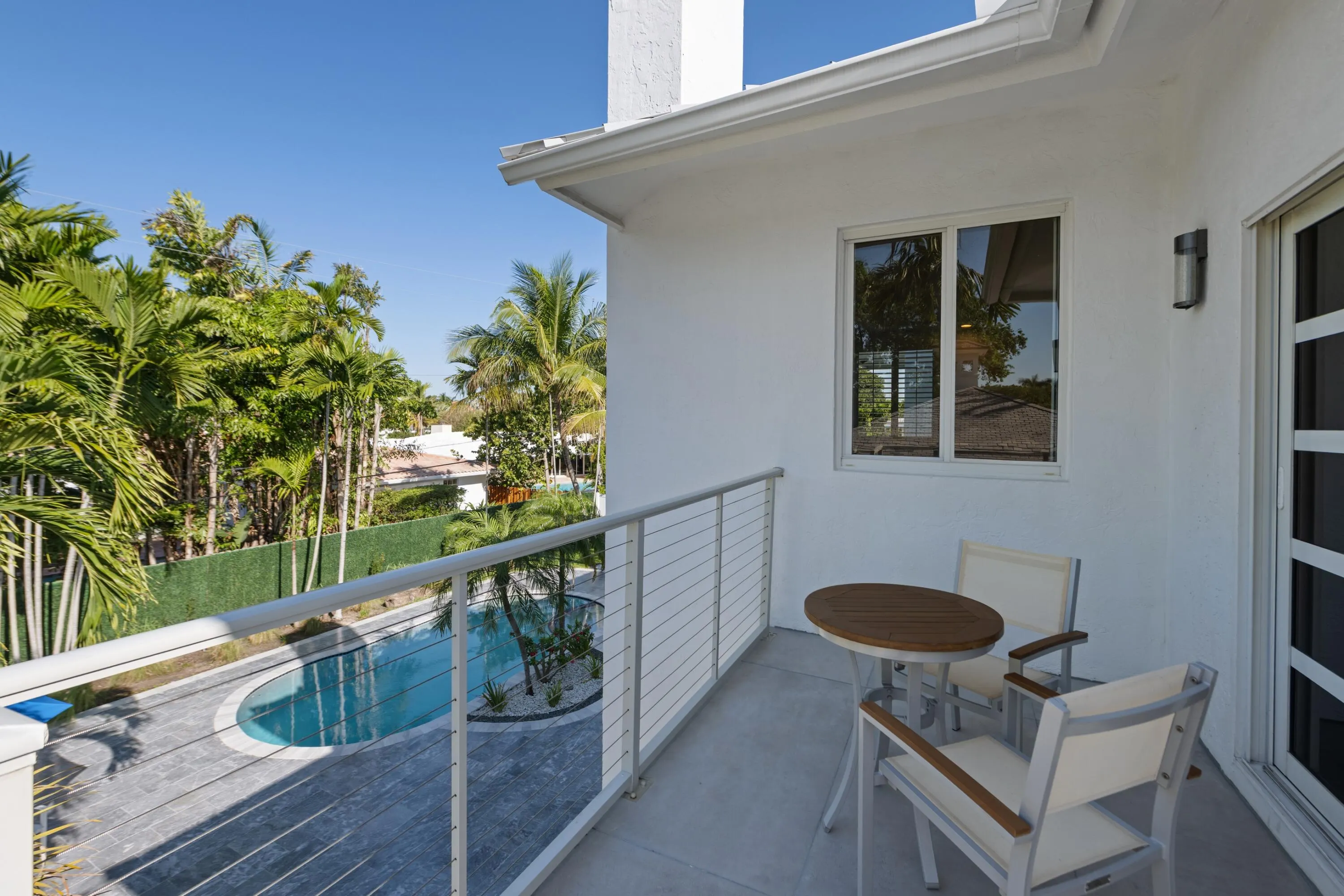 607 INTRACOASTAL Drive