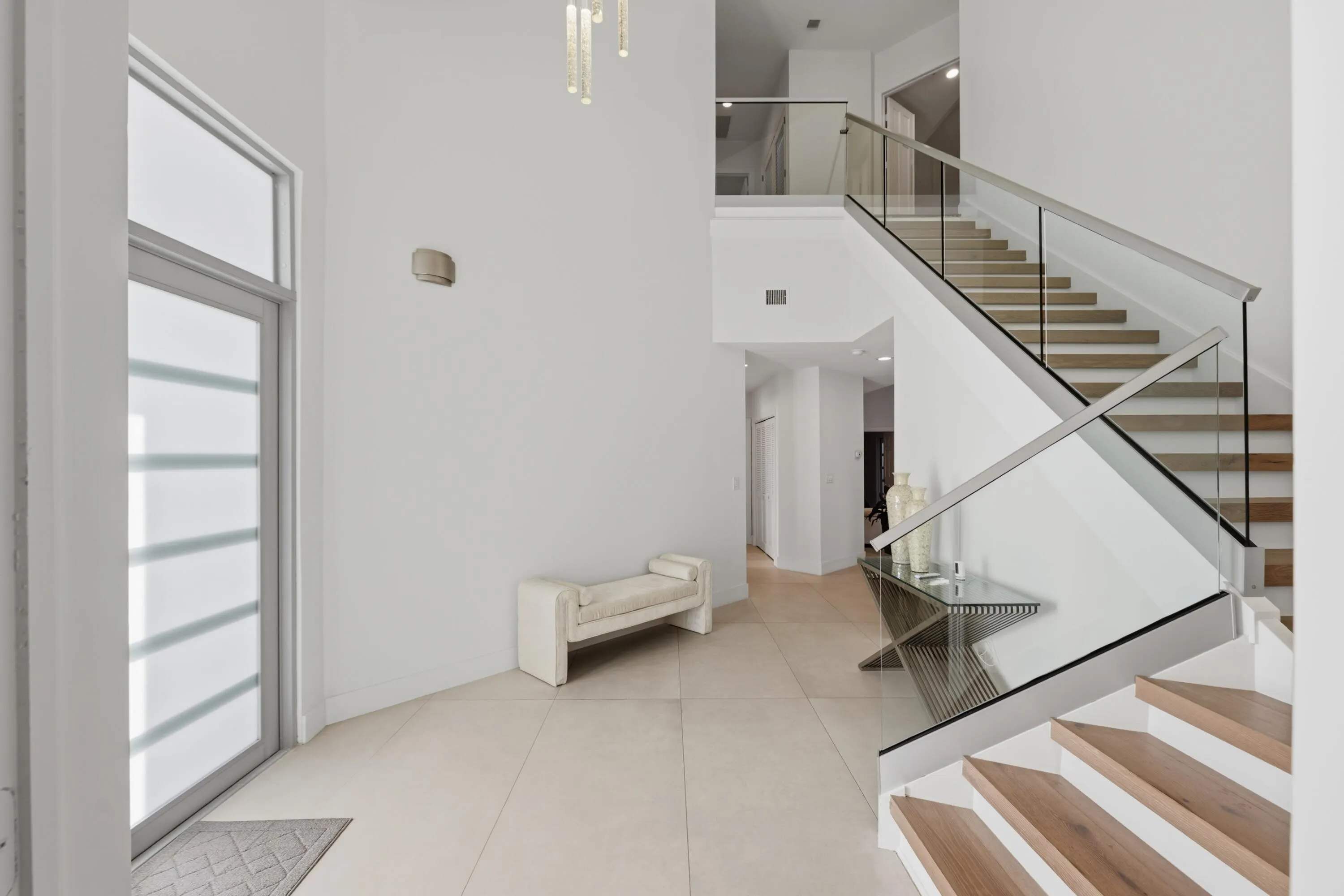 607 INTRACOASTAL Drive