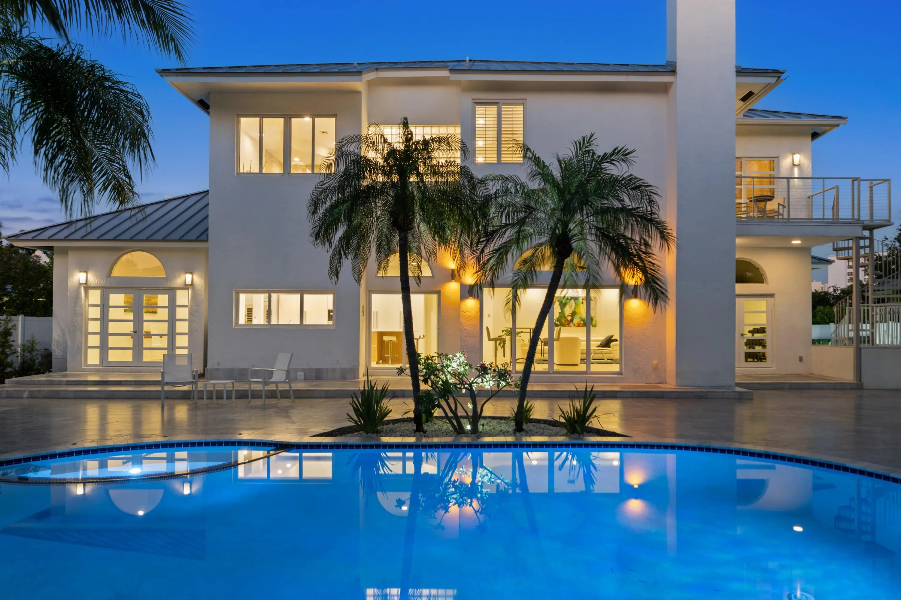 607 INTRACOASTAL Drive