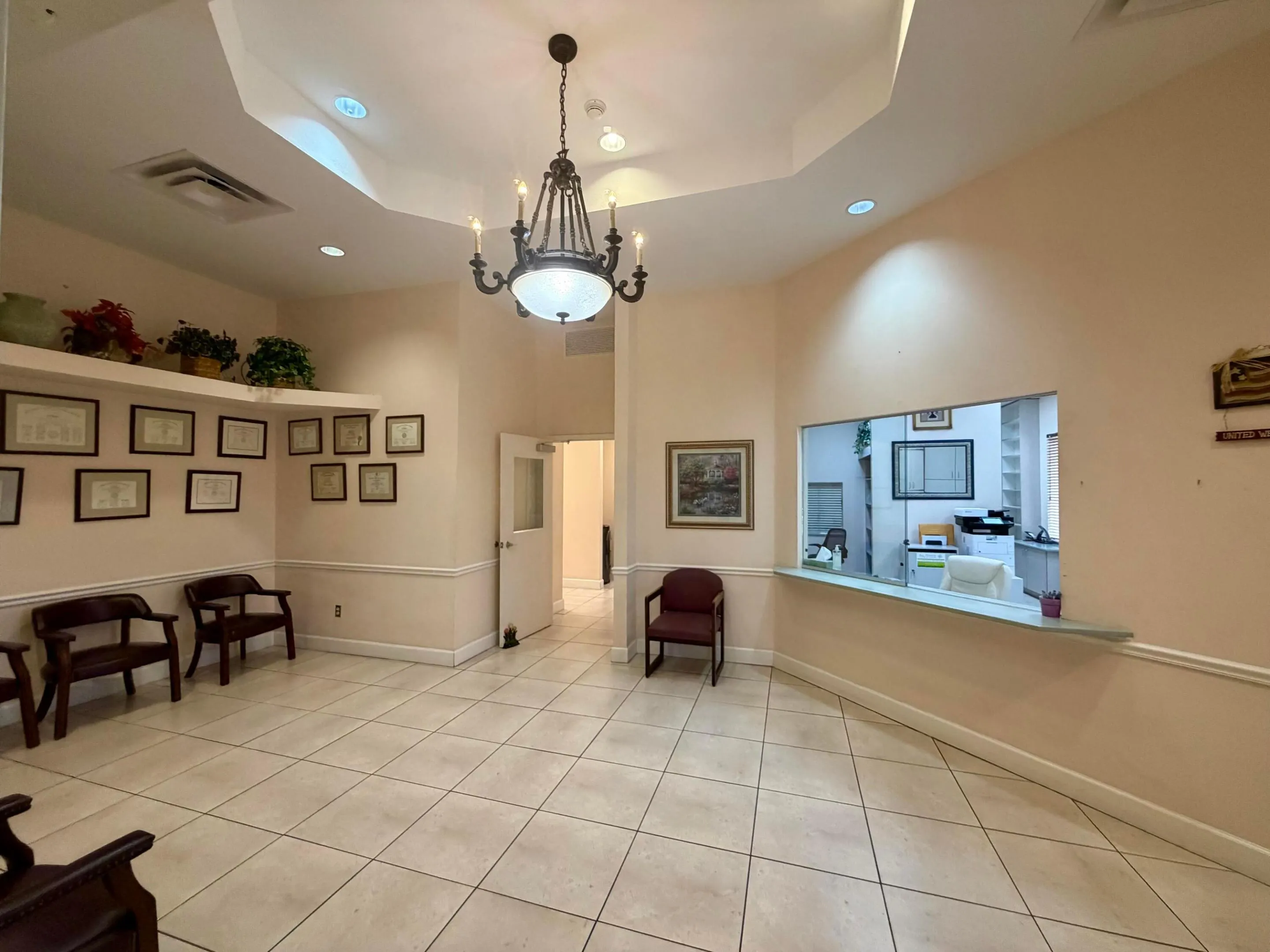 2257 U.S. Hwy 441 N #C