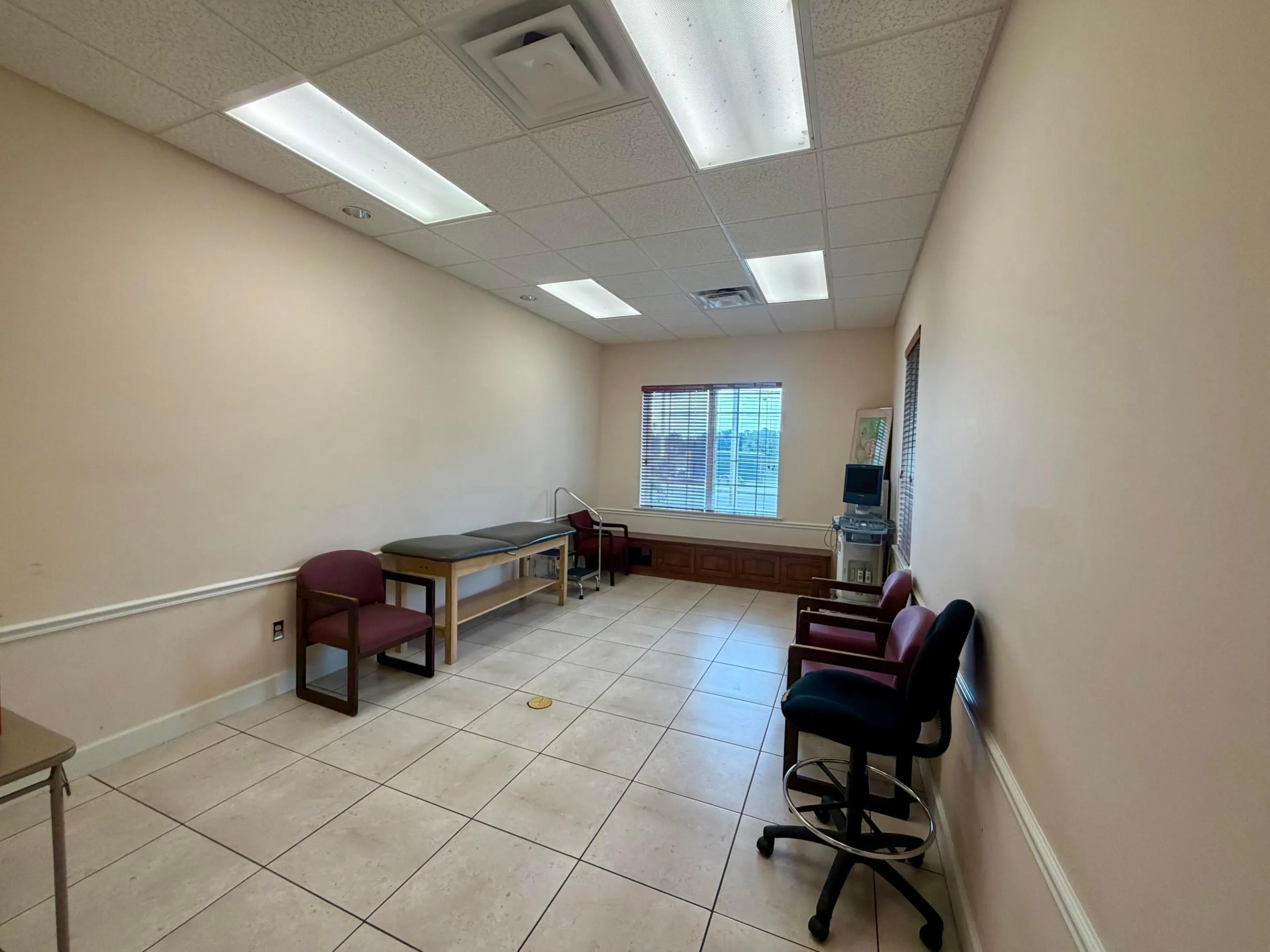 2257 U.S. Hwy 441 N #C