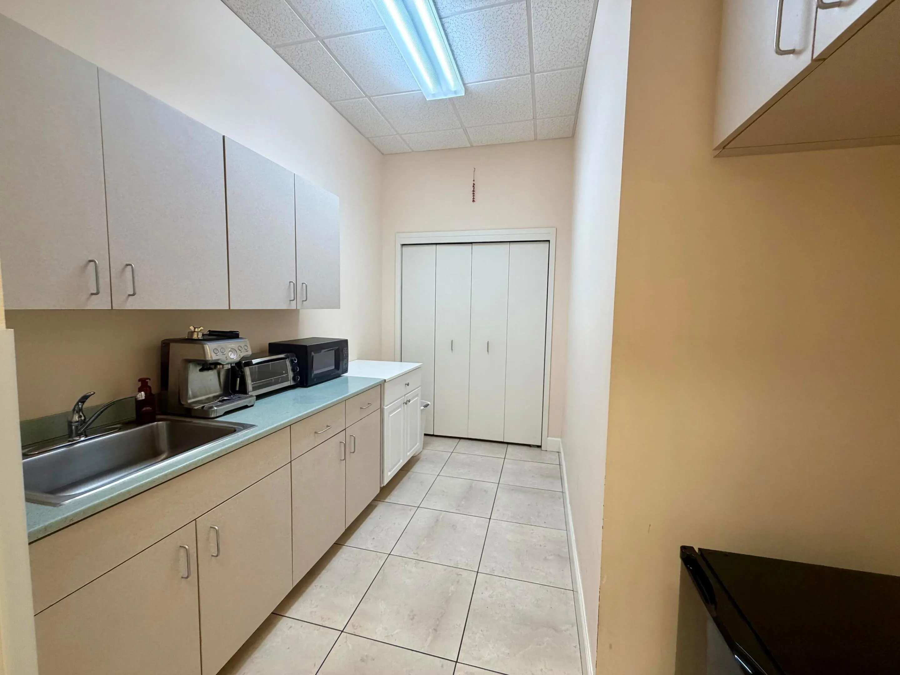 2257 U.S. Hwy 441 N #C