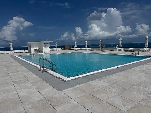 4020 GALT OCEAN Drive #1707
