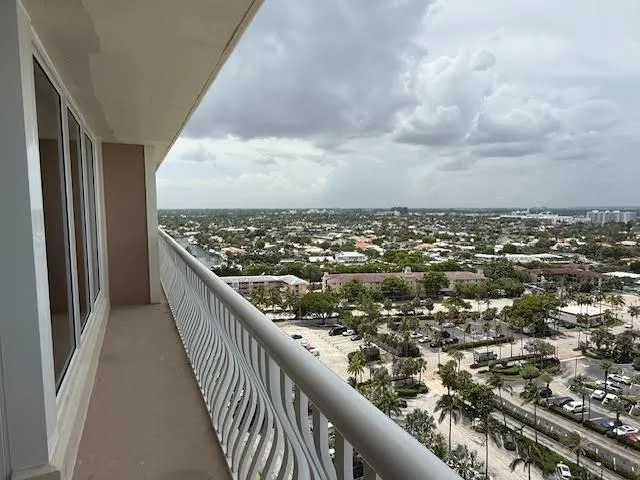 4020 GALT OCEAN Drive #1707