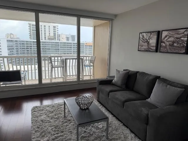 4020 GALT OCEAN Drive #1707
