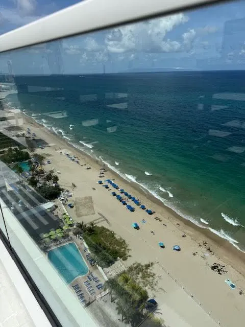 4020 GALT OCEAN Drive #1707