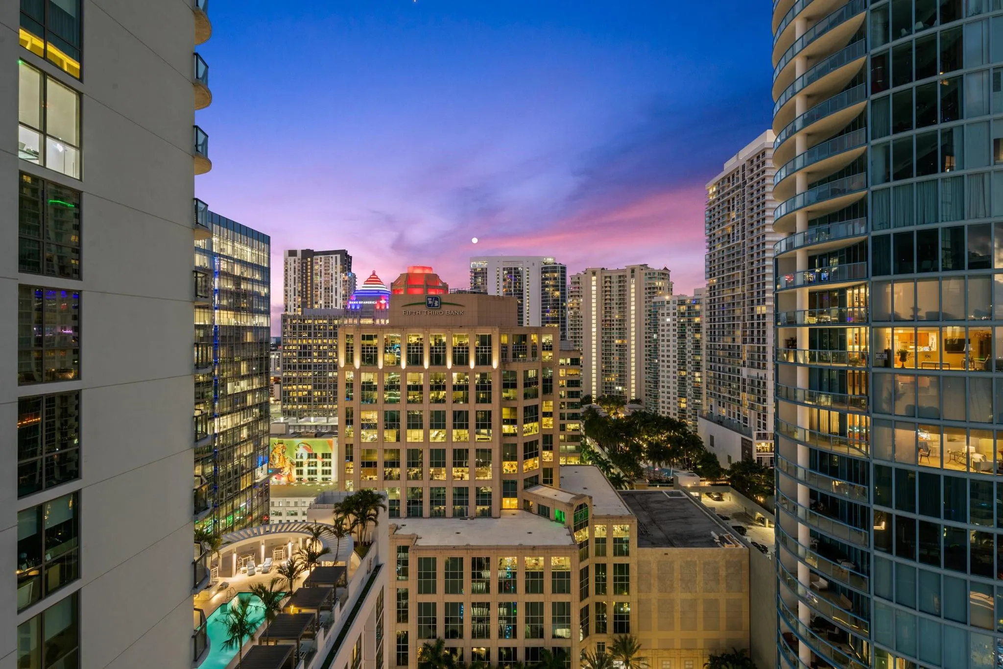 100 E LAS OLAS Boulevard #2404