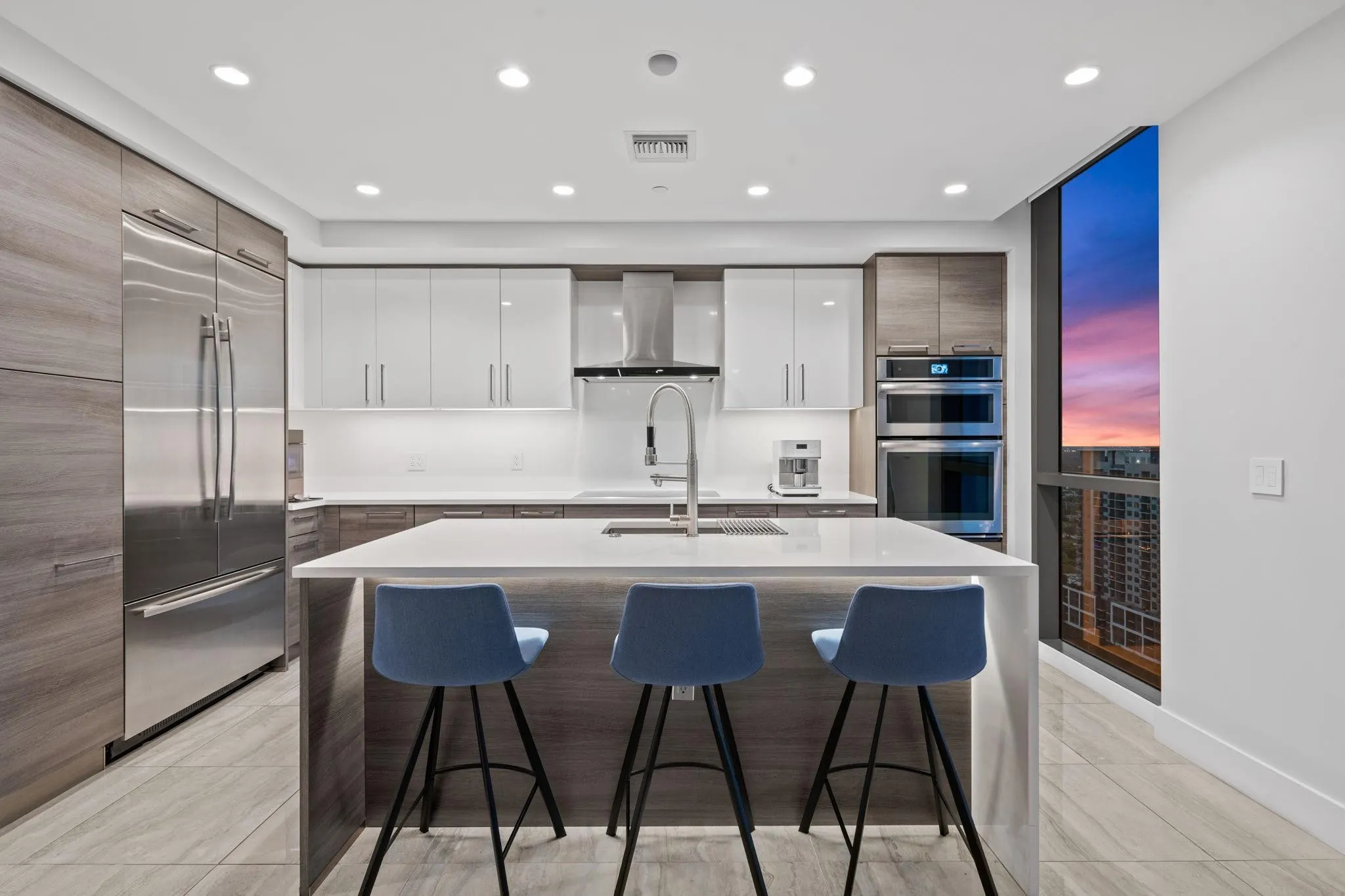 100 E LAS OLAS Boulevard #2404