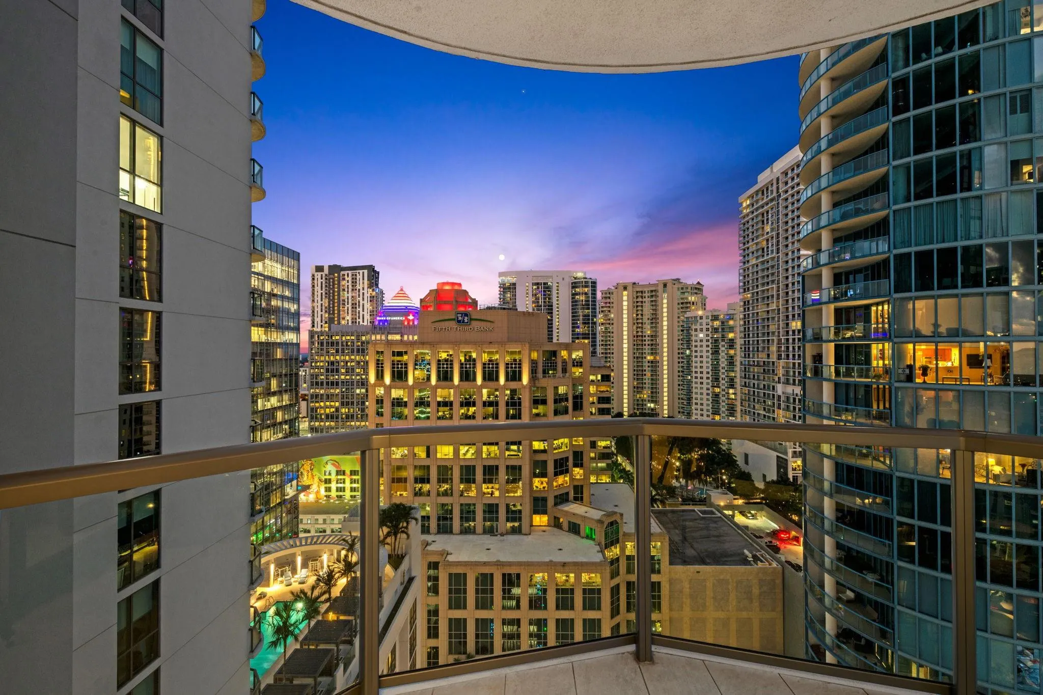 100 E LAS OLAS Boulevard #2404