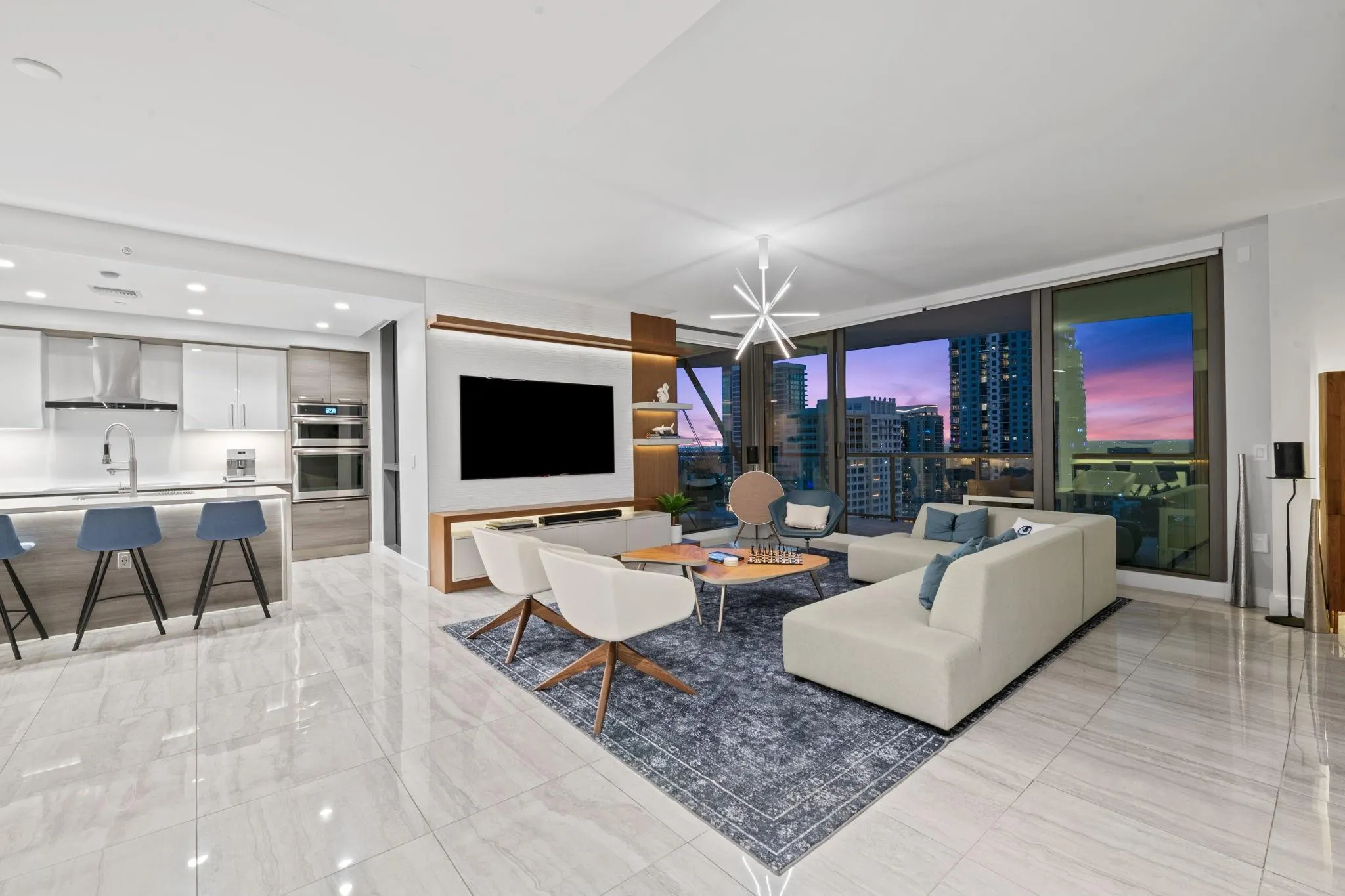 100 E LAS OLAS Boulevard #2404