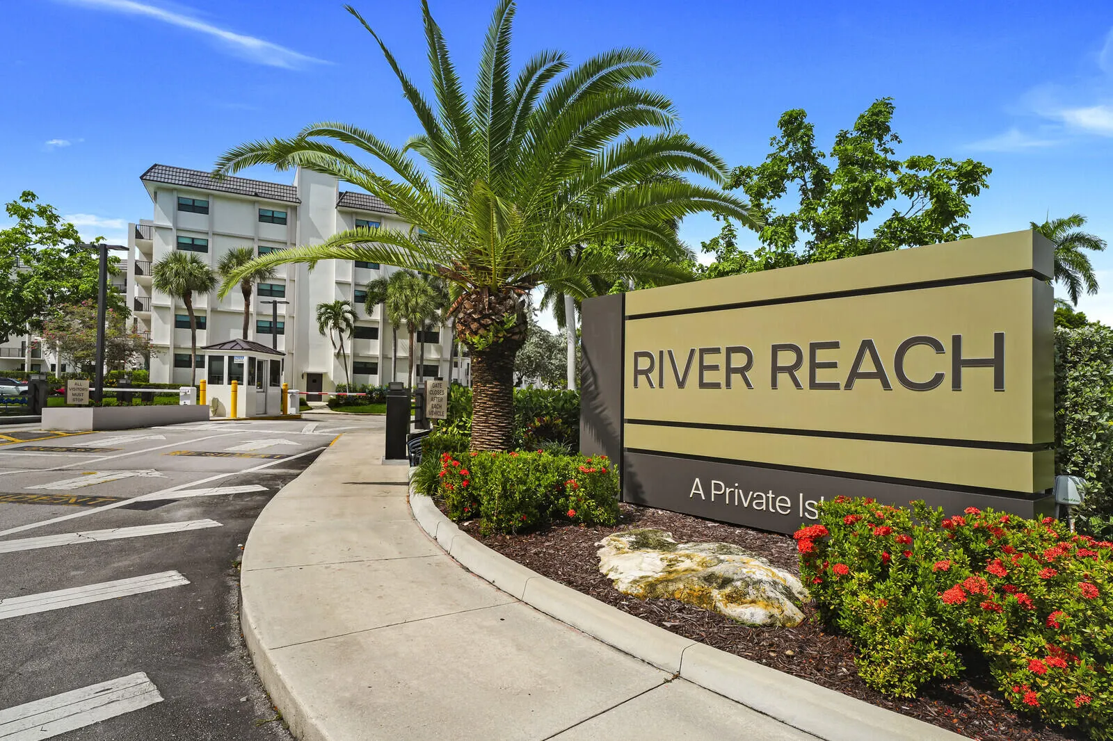 1000 River Reach Drive #504