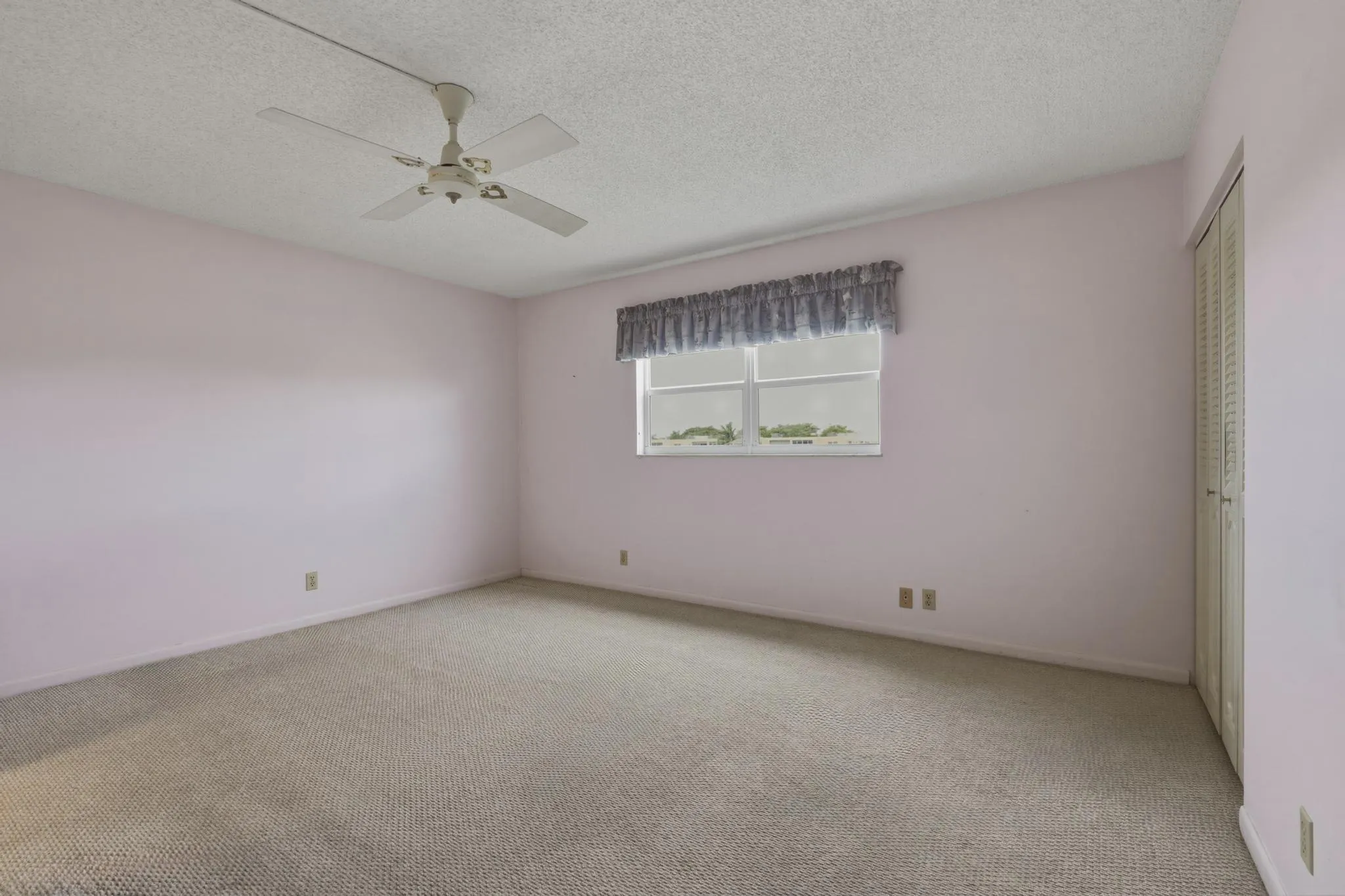 205 SE 11th Terrace