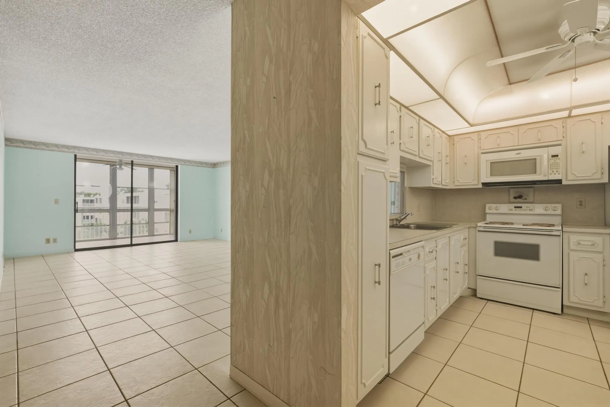 205 SE 11th Terrace