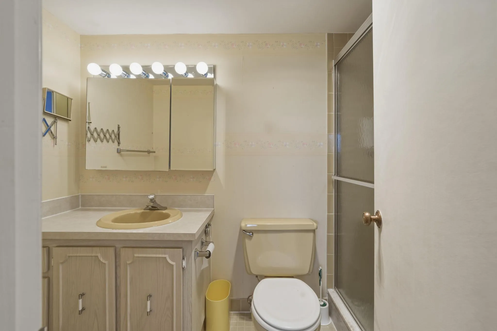 205 SE 11th Terrace