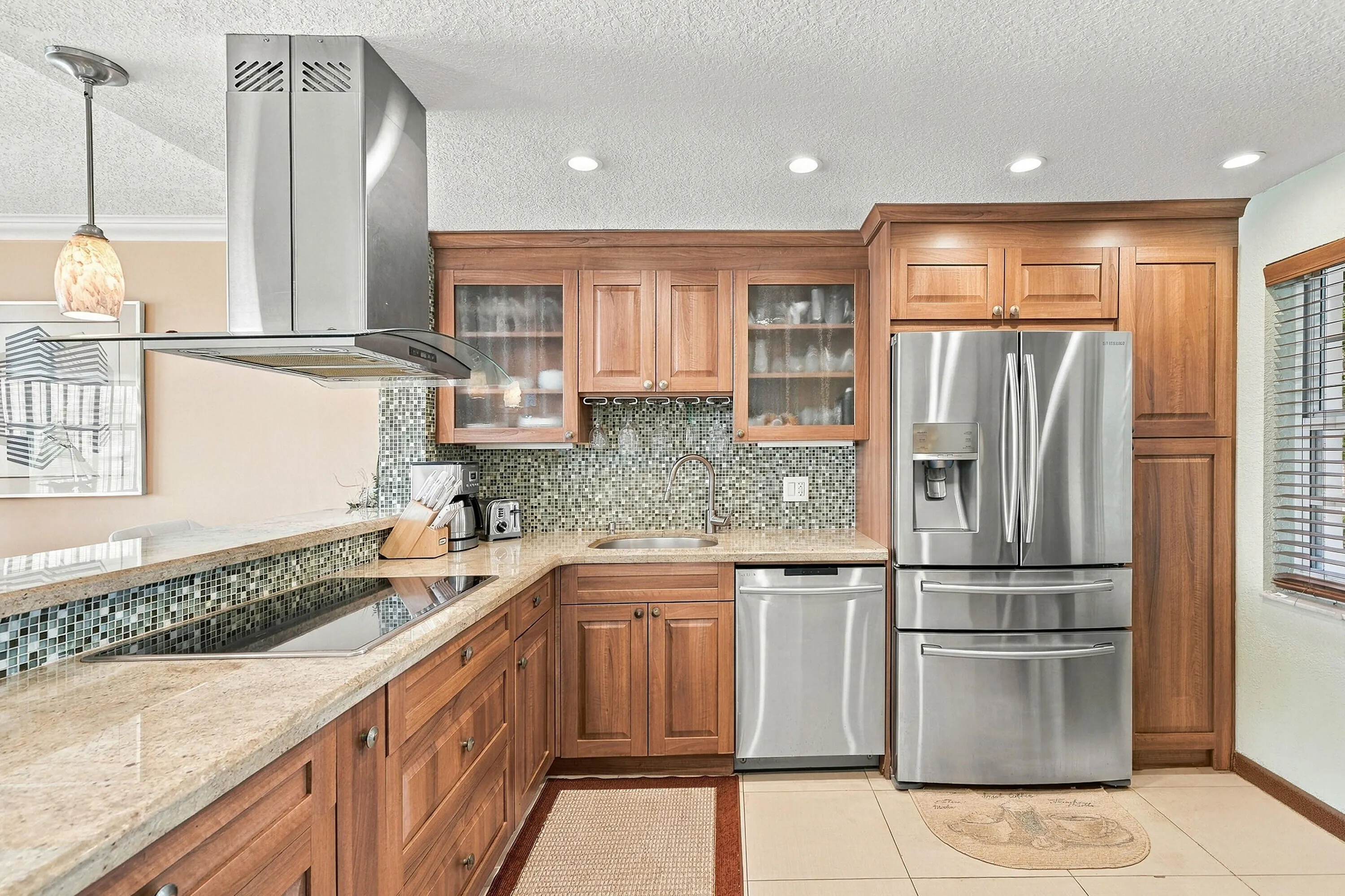 3980 Oaks Clubhouse Drive #212