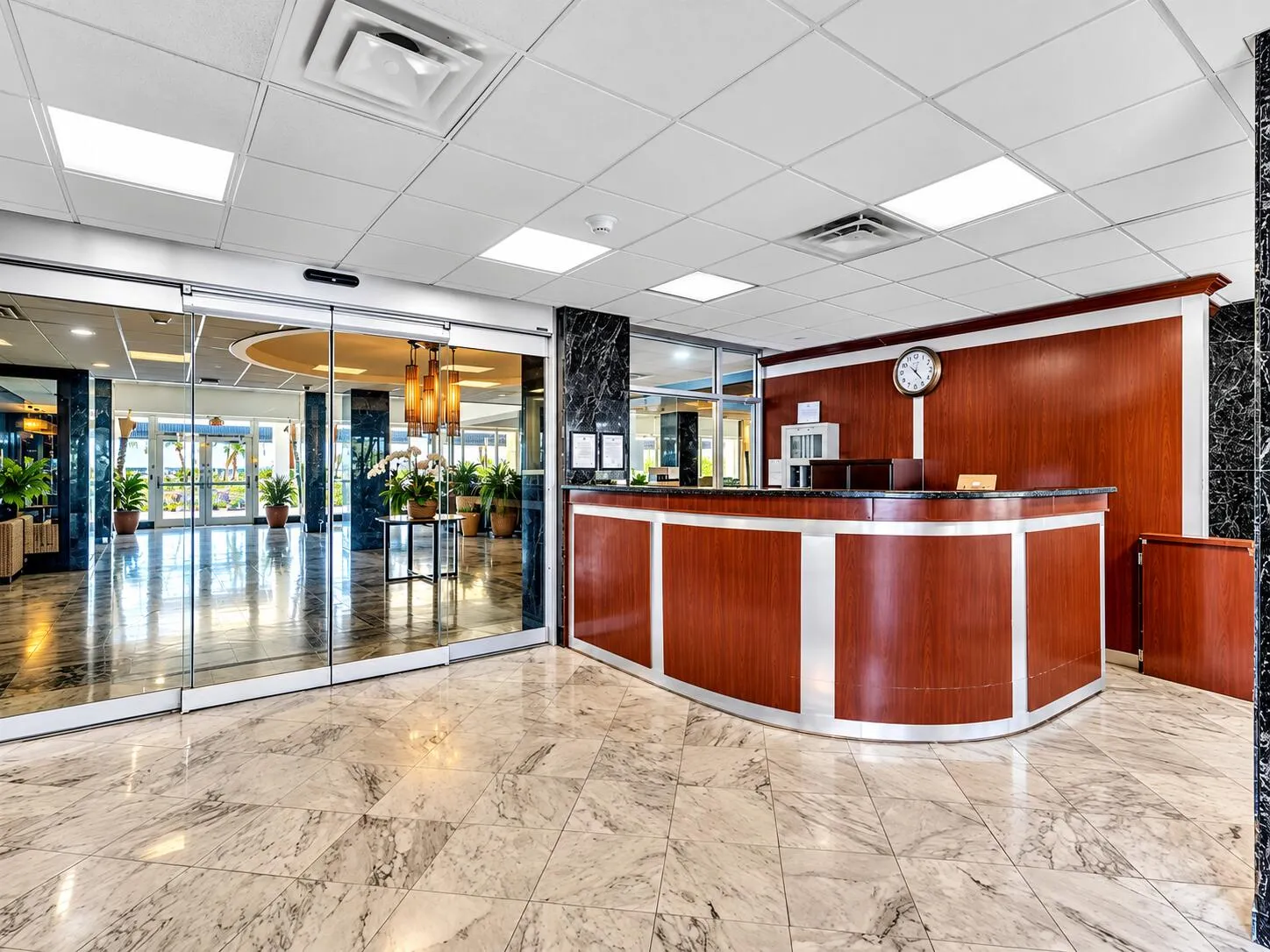 500 BAYVIEW Drive #925